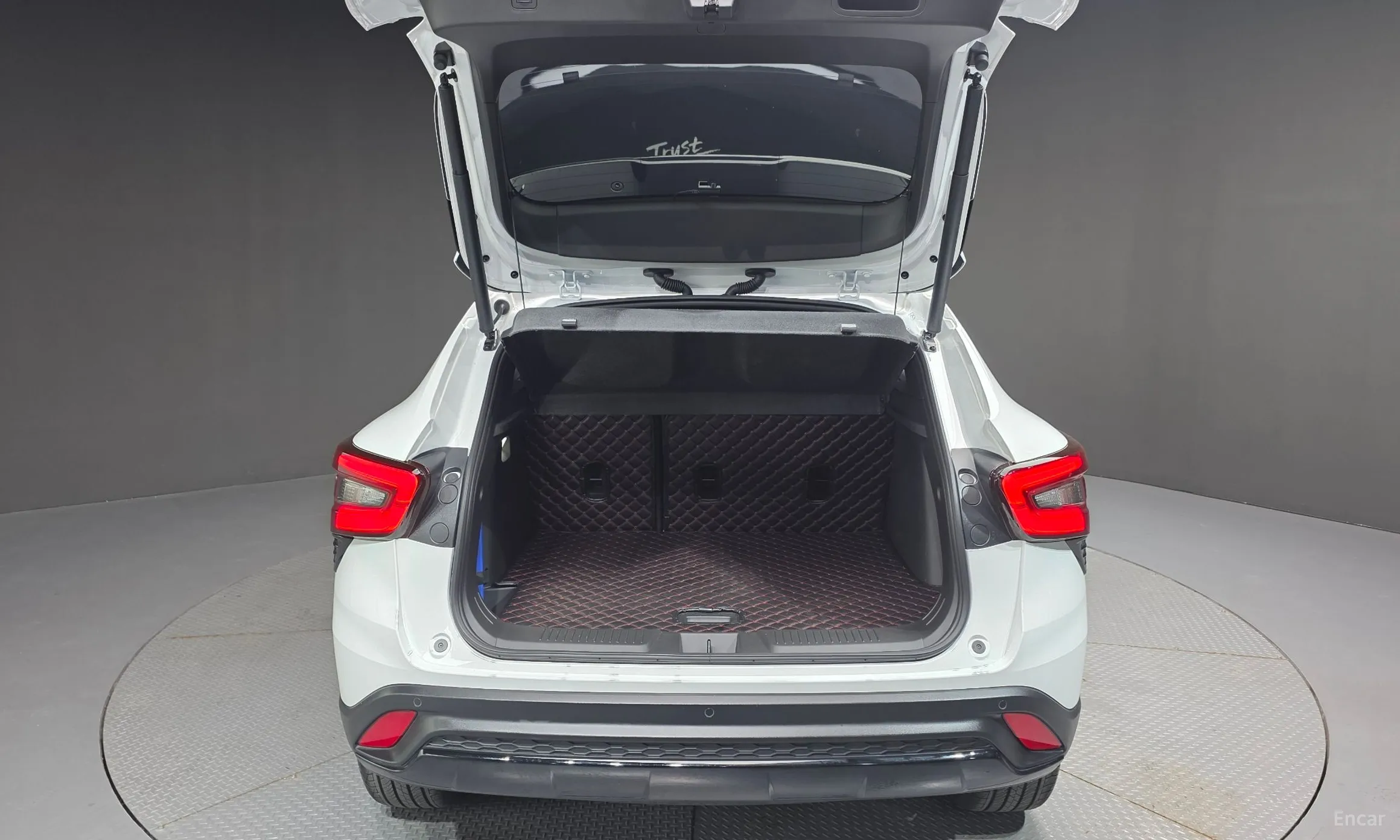 Chevrolet (GM Daewoo) Trax Crossover превью 20
