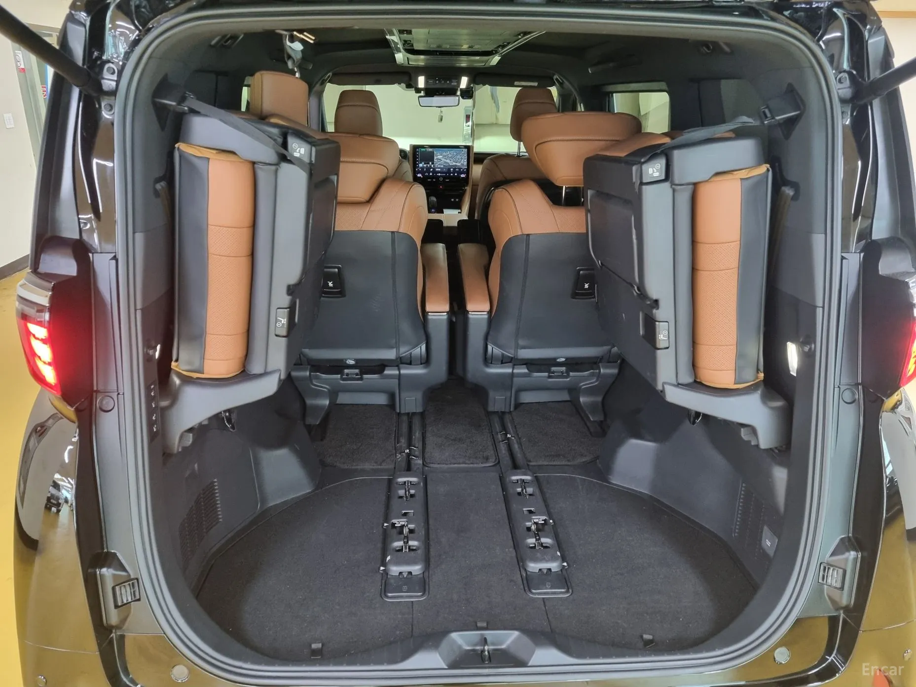 Toyota Alphard 4th Generation превью 15