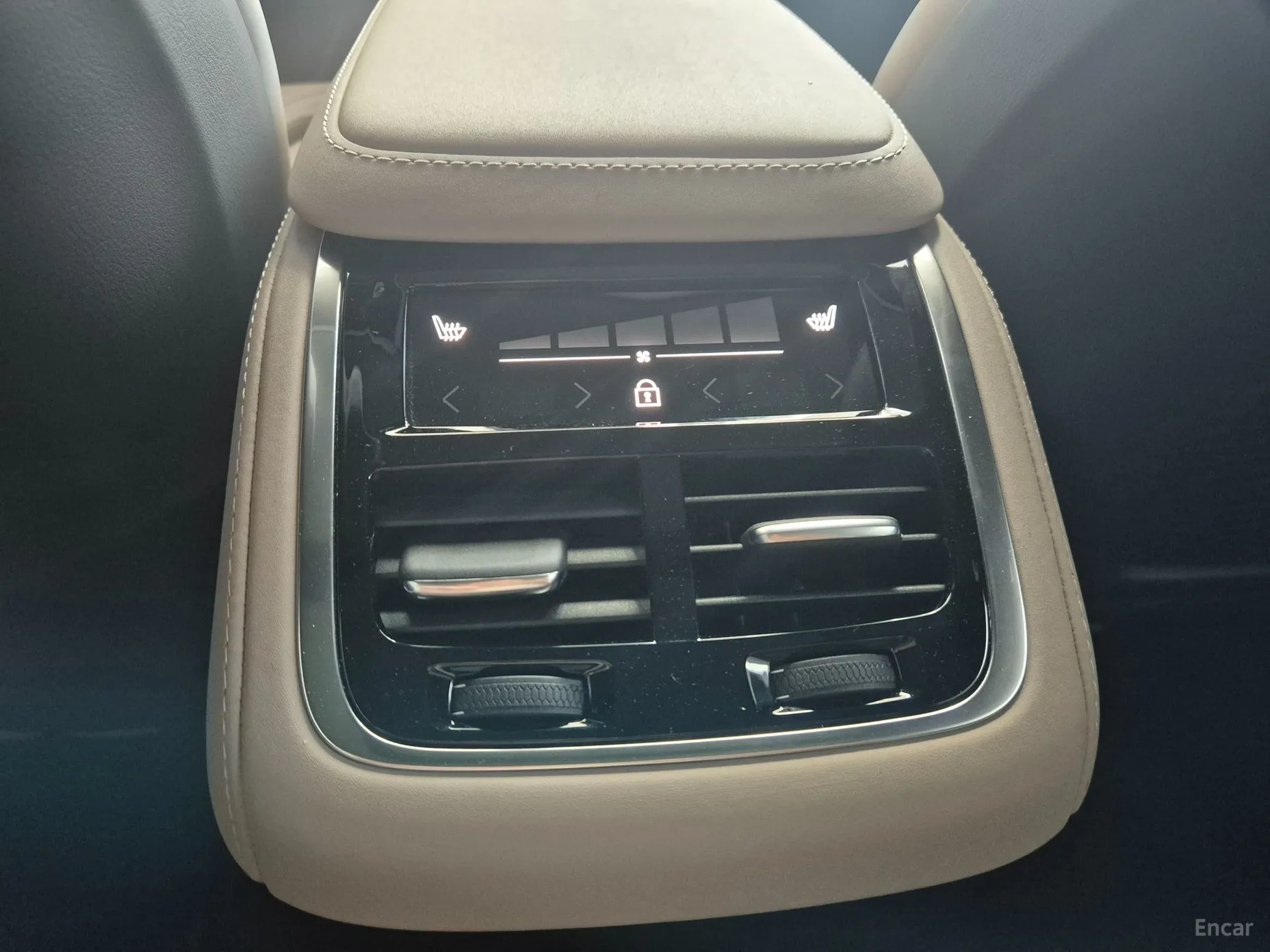 Volvo XC90 Gen 2 превью 19