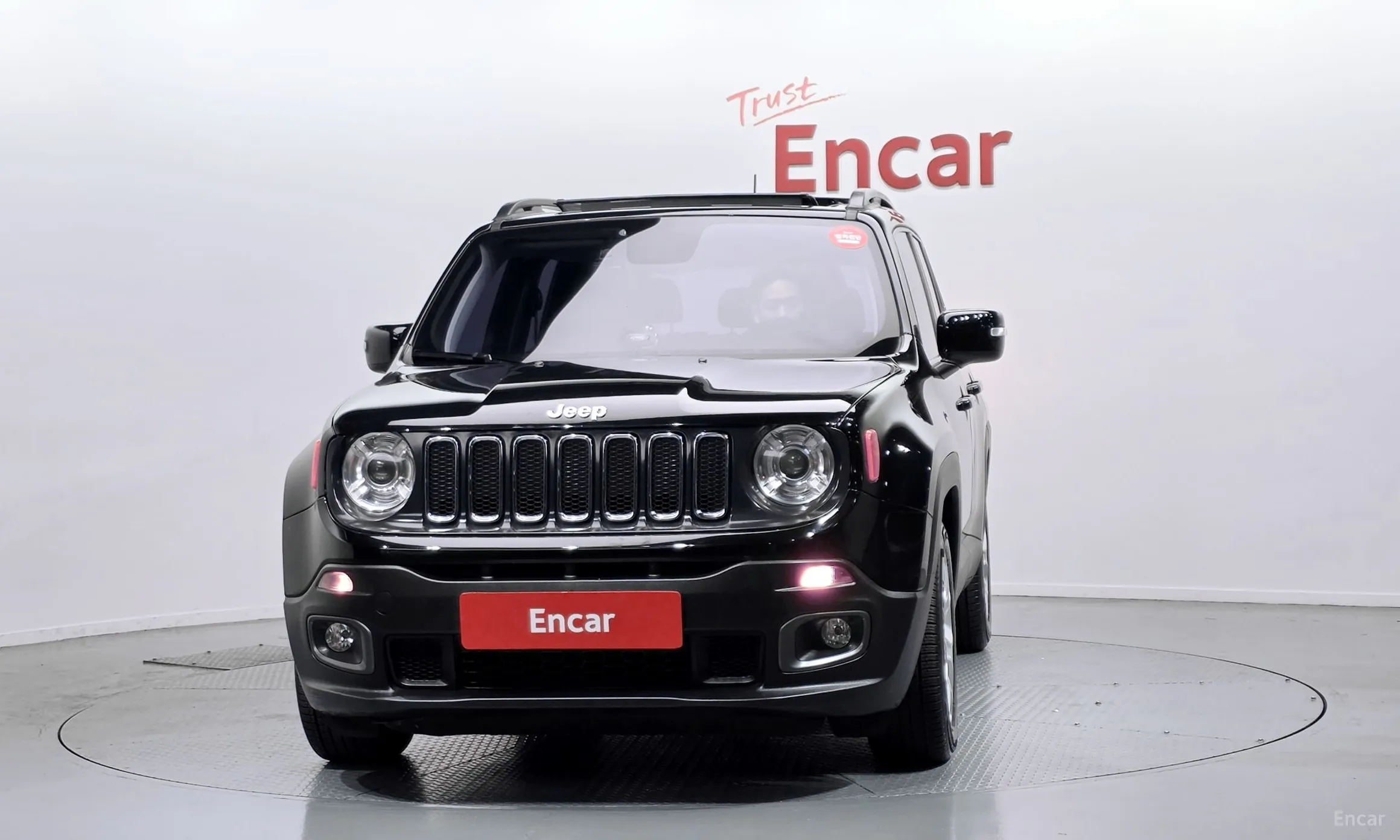 Jeep Renegade превью 3