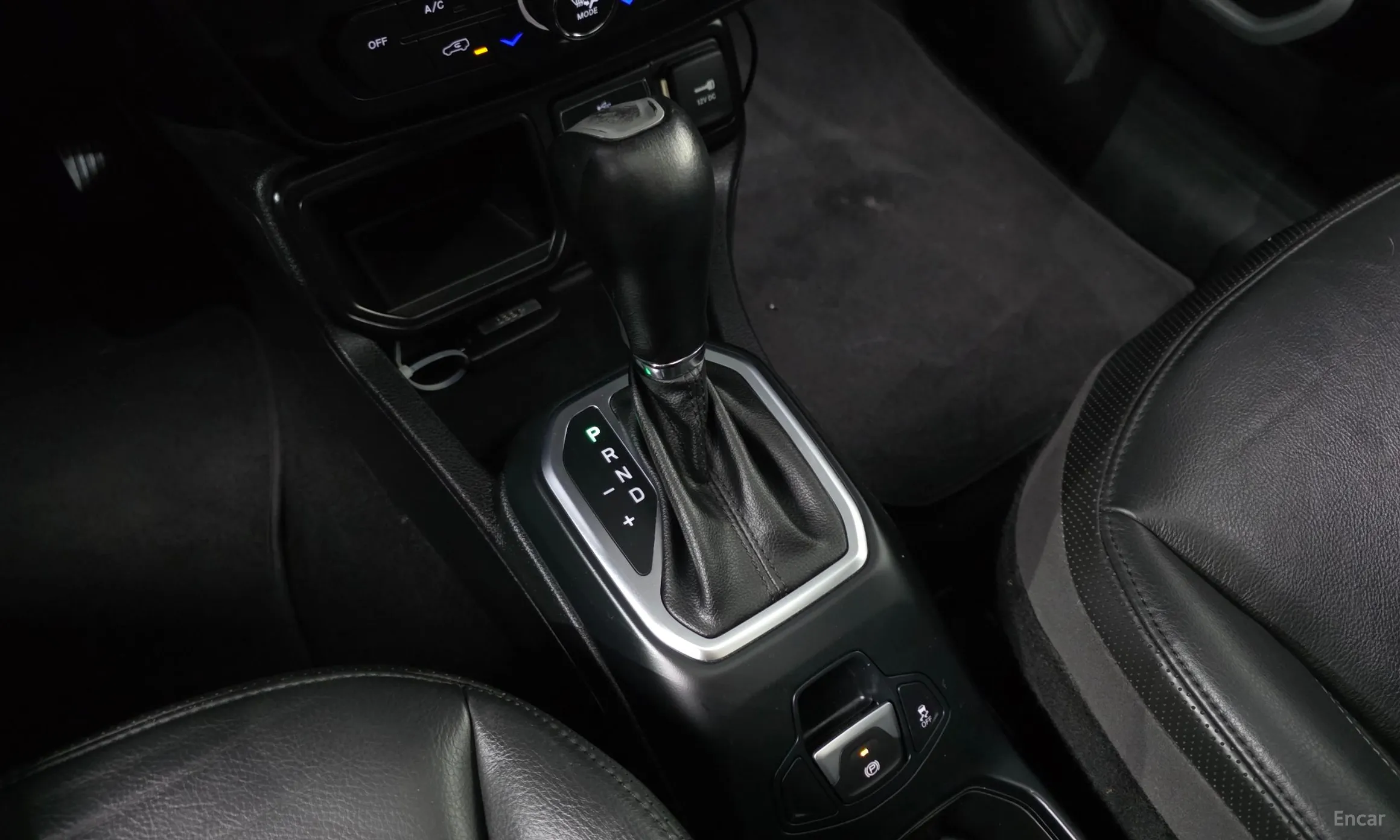 Jeep Renegade превью 9