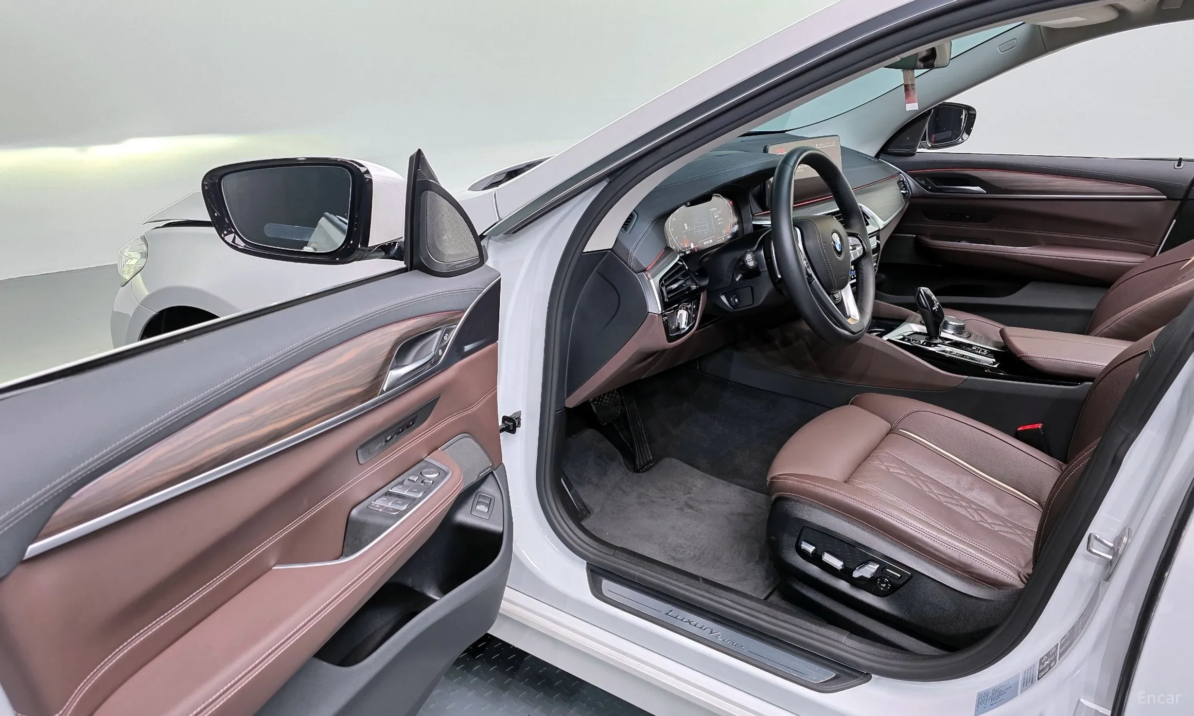 BMW 6-Series GT (G32) превью 10