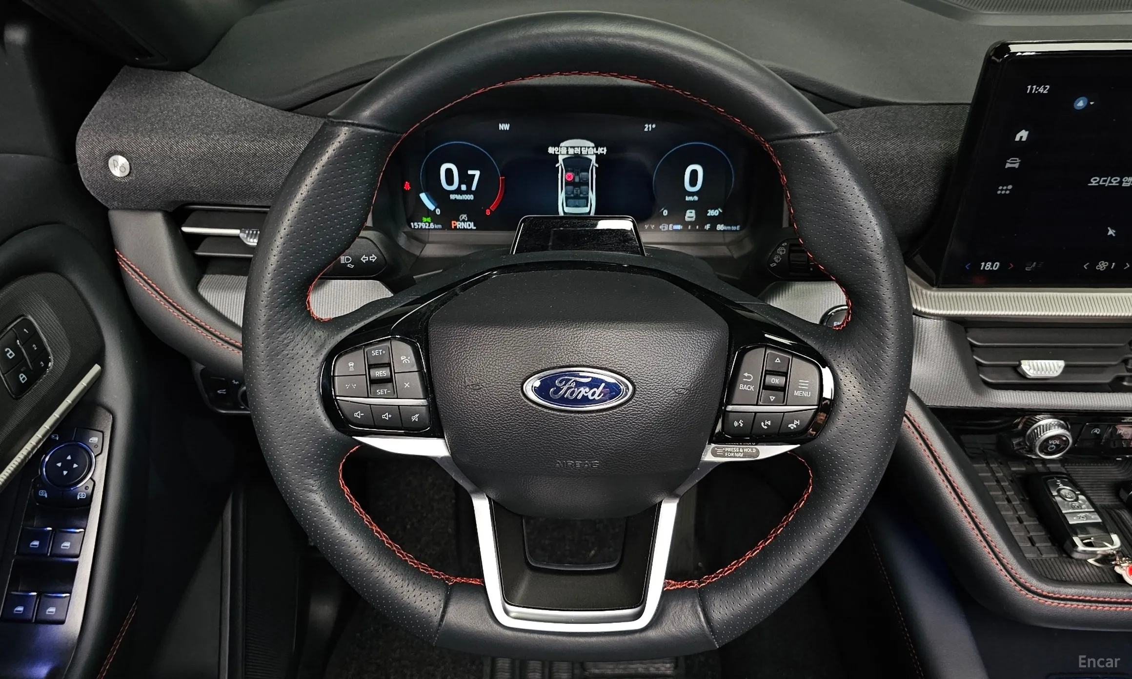Ford Explorer 6th Generation превью 13