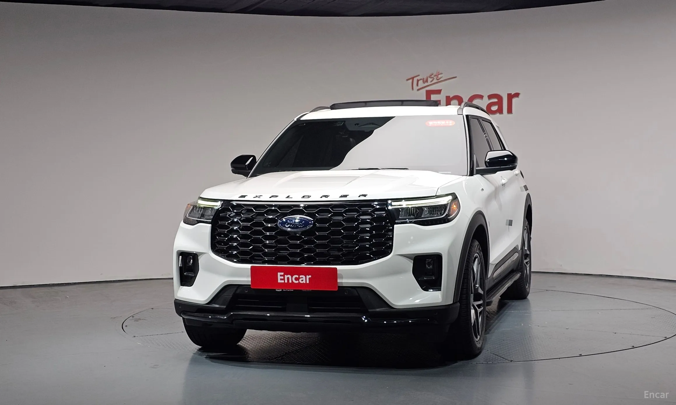 Ford Explorer 6th Generation превью 3