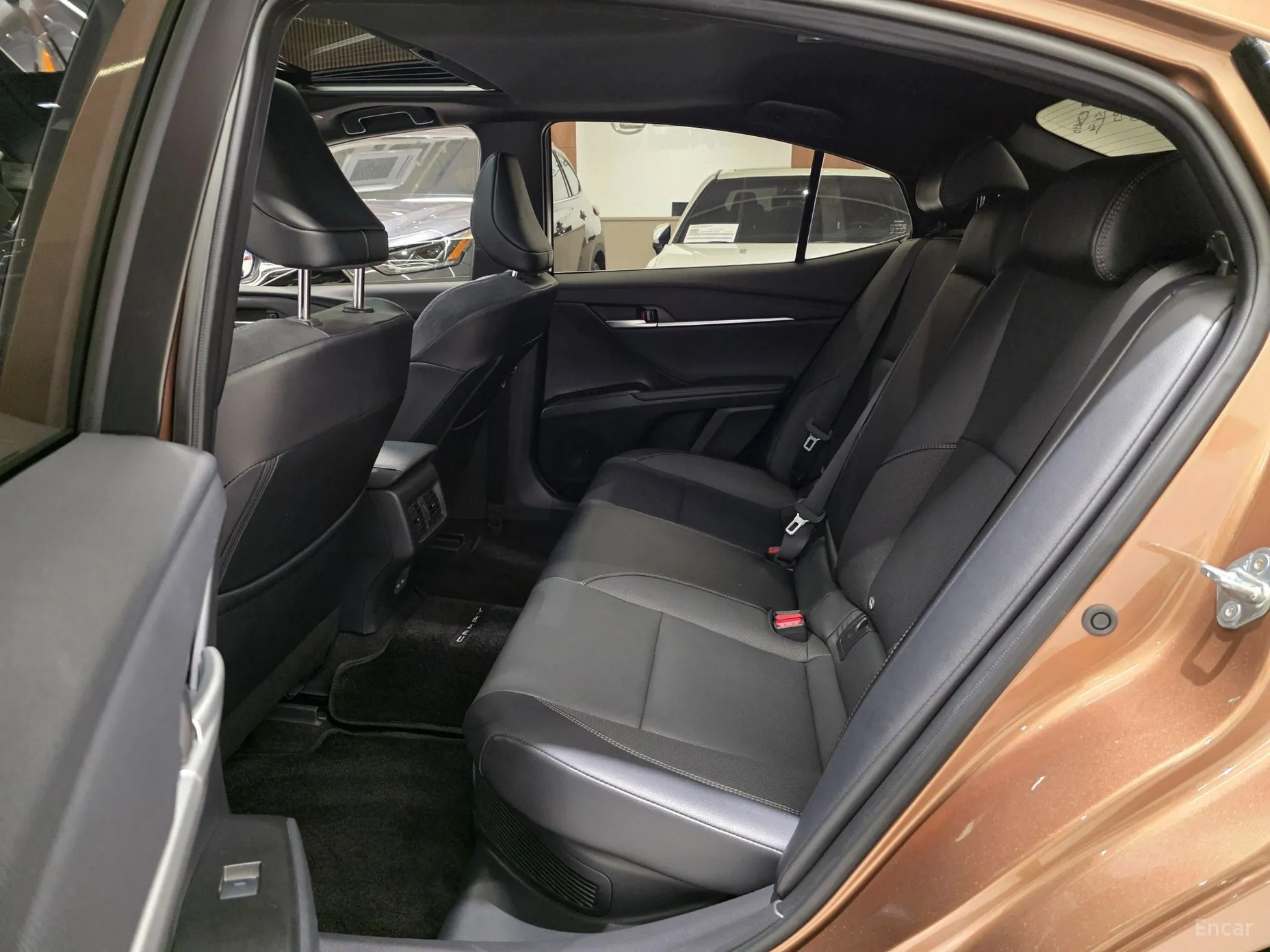 Toyota Camry (XV80) превью 11