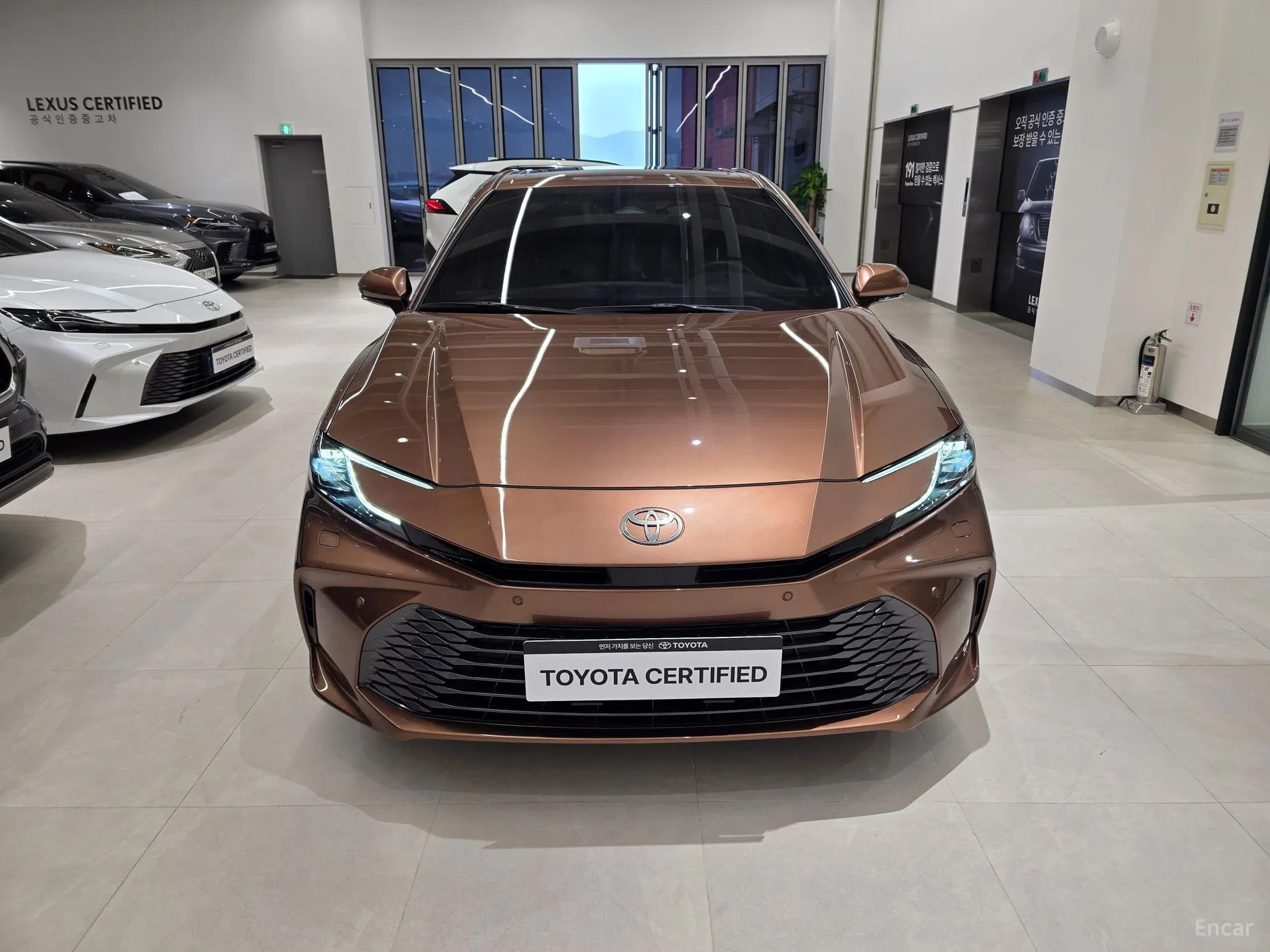 Toyota Camry (XV80) превью 3
