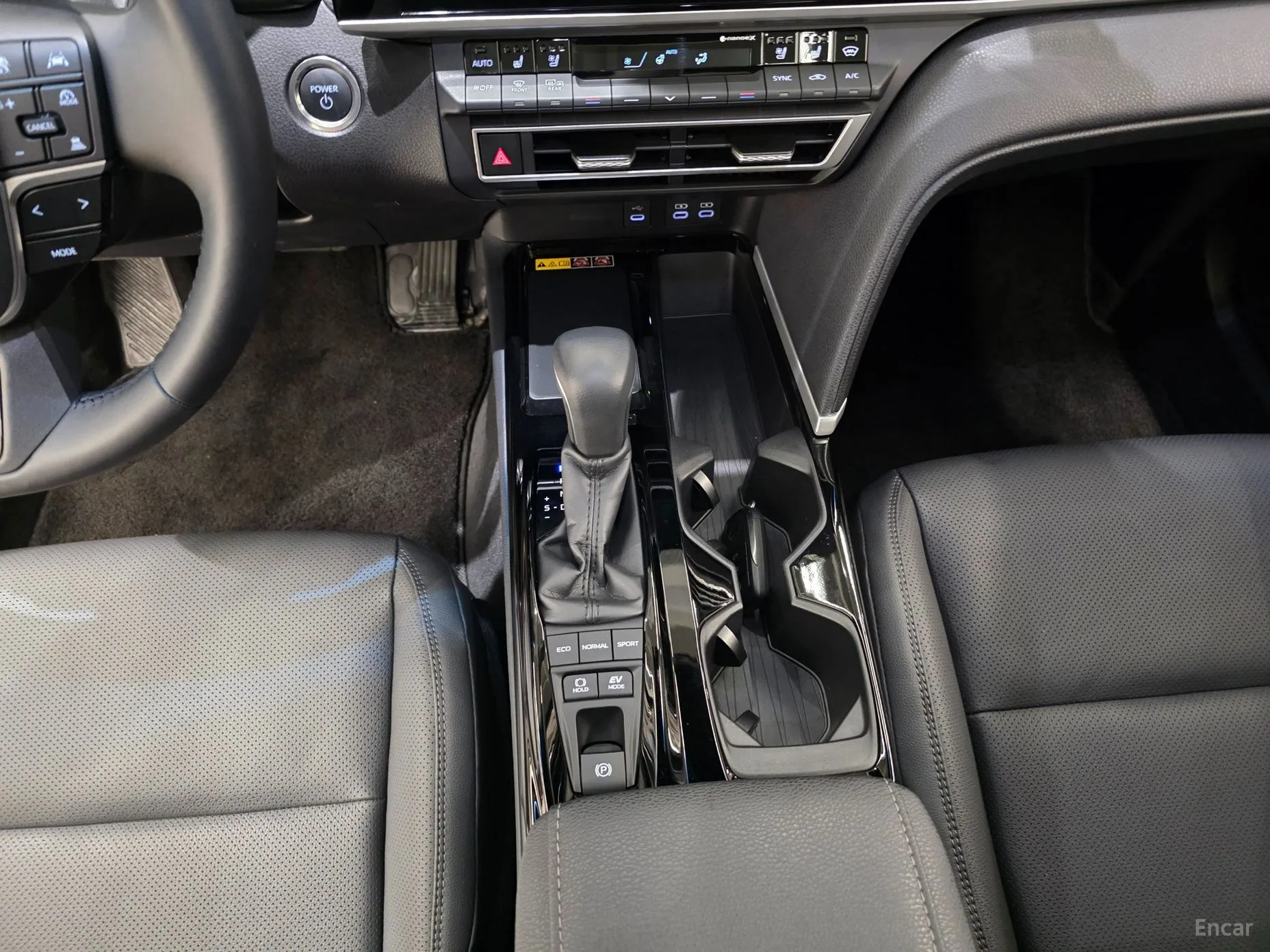 Toyota Camry (XV80) превью 9