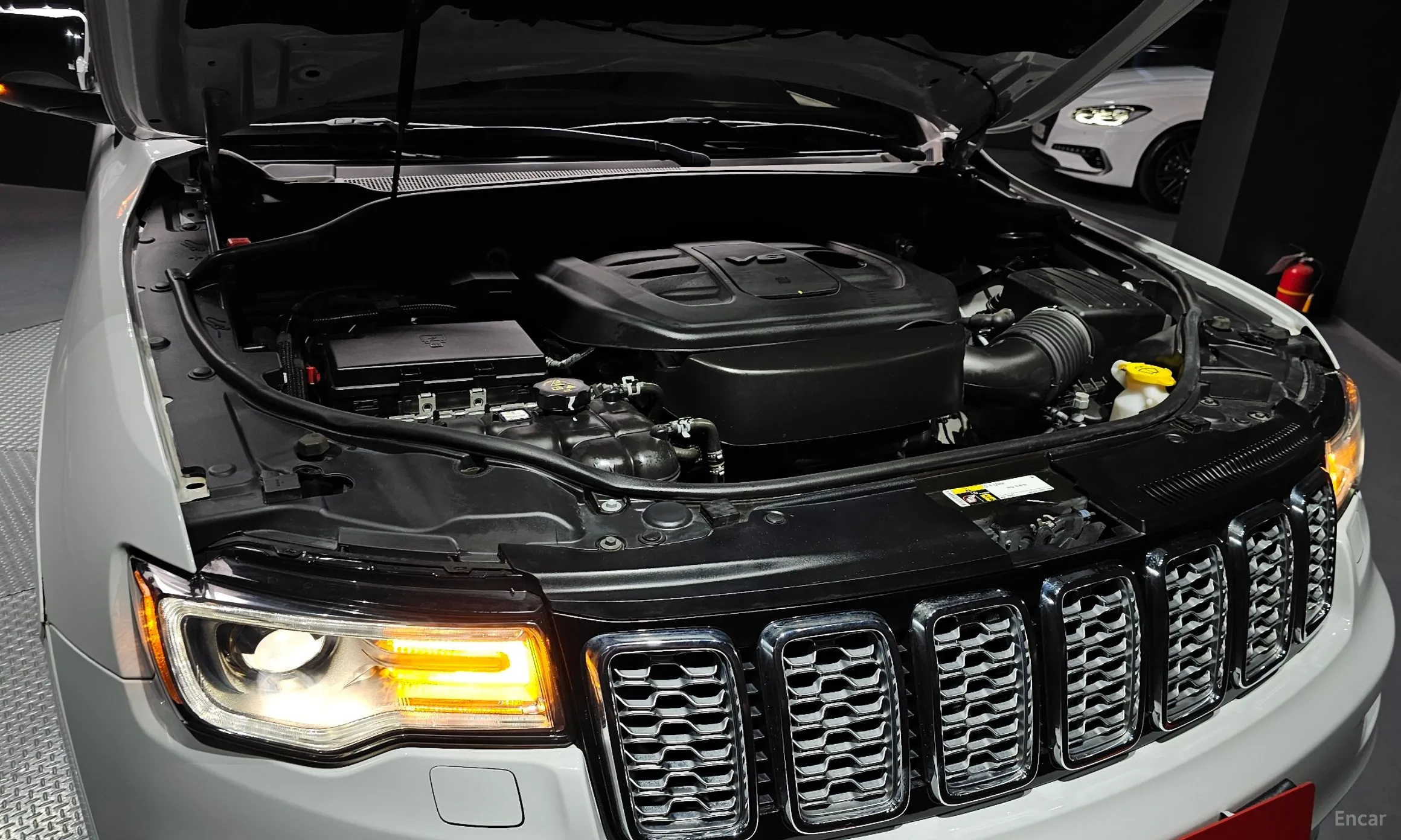 Jeep Grand Cherokee превью 6