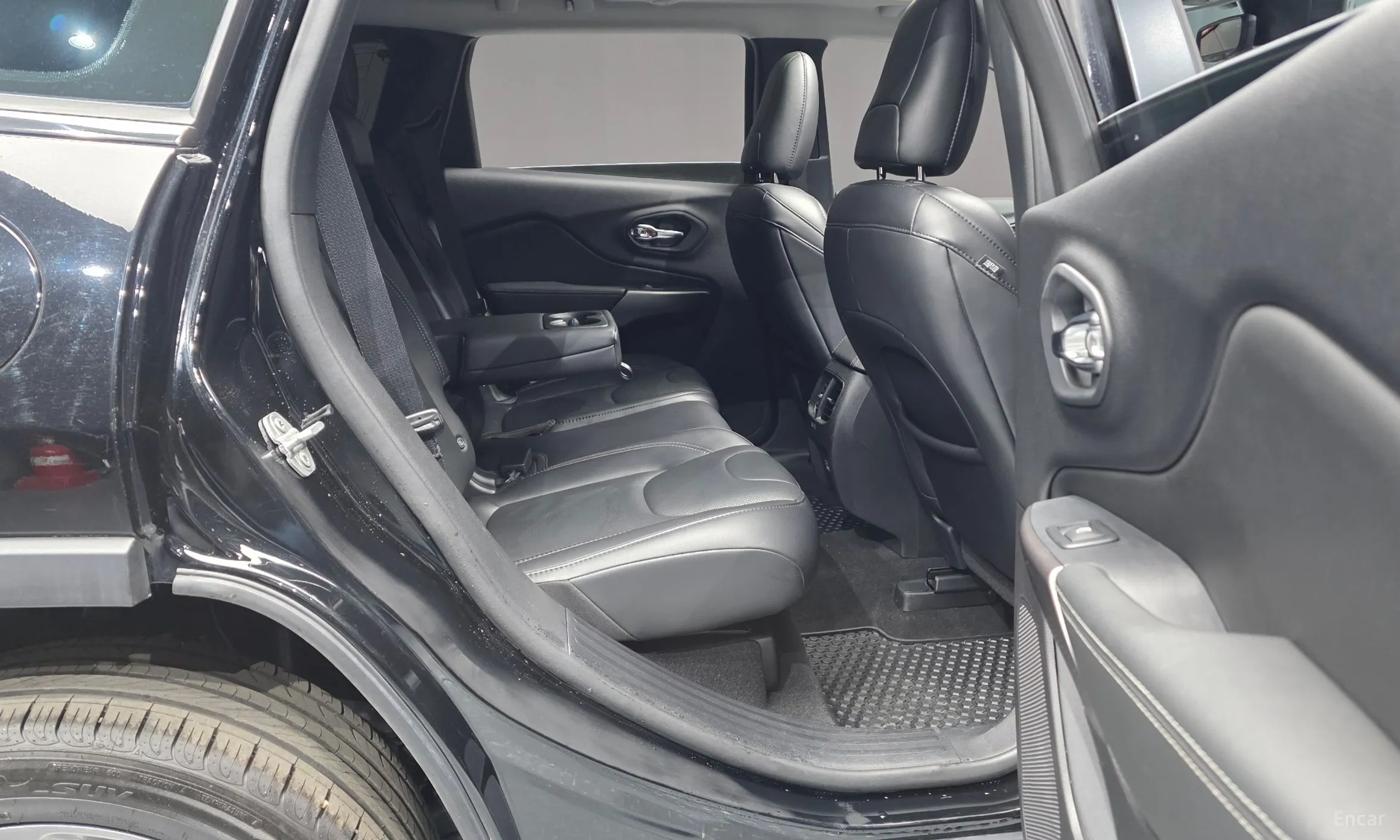 Jeep Cherokee (KL) превью 11