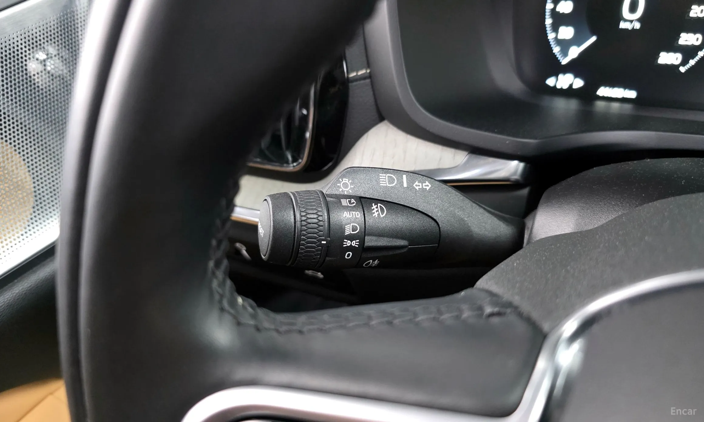 Volvo S60 3rd Generation превью 20