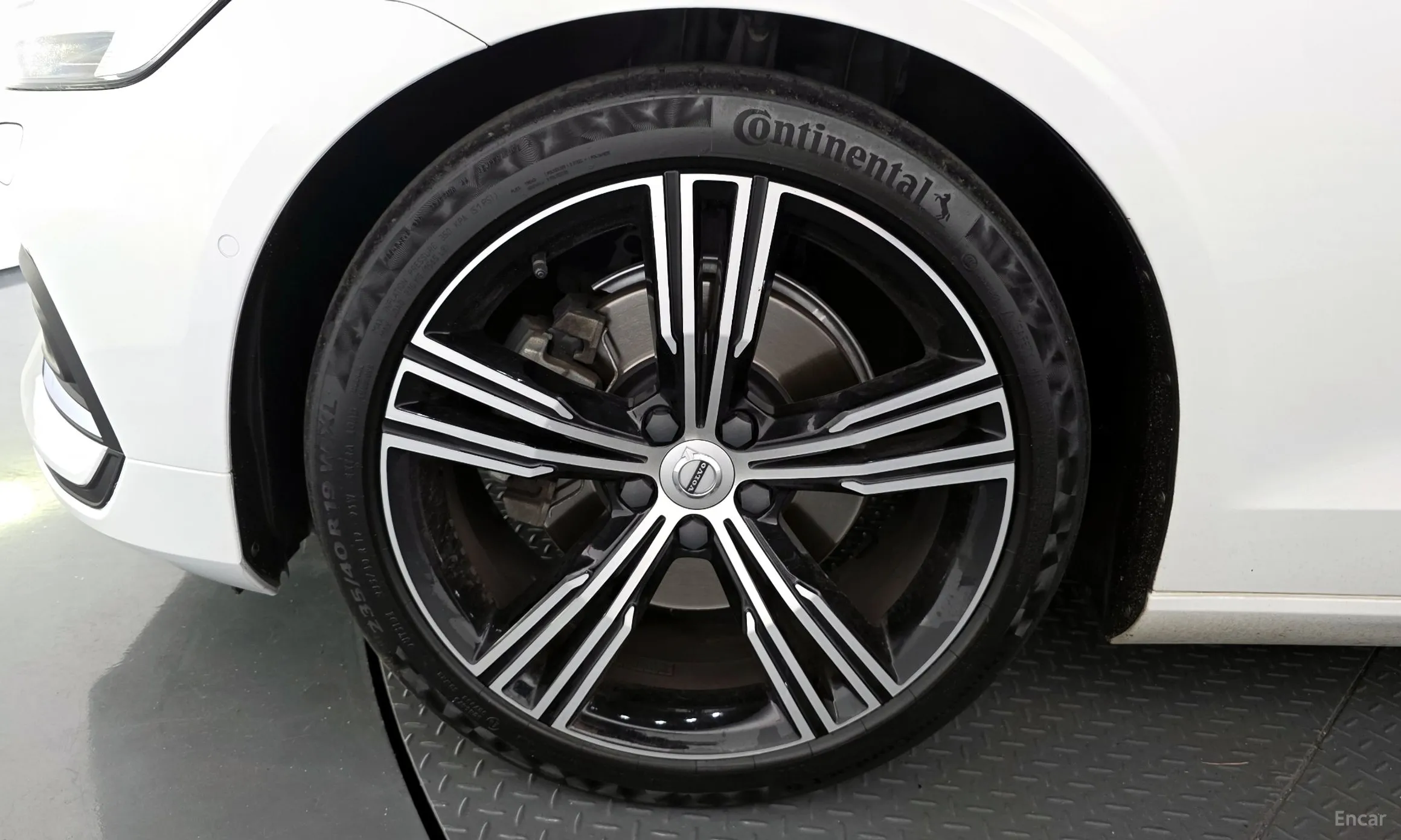 Volvo S60 3rd Generation превью 5