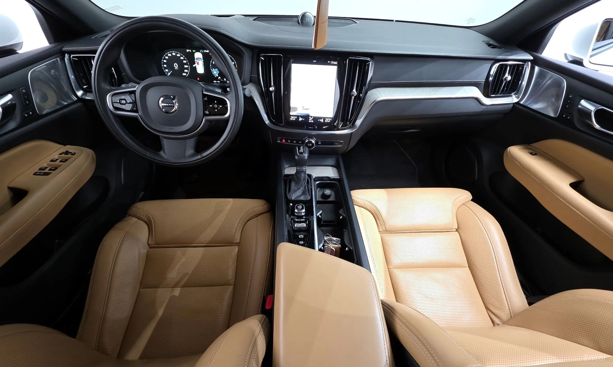 Volvo S60 3rd Generation превью 7