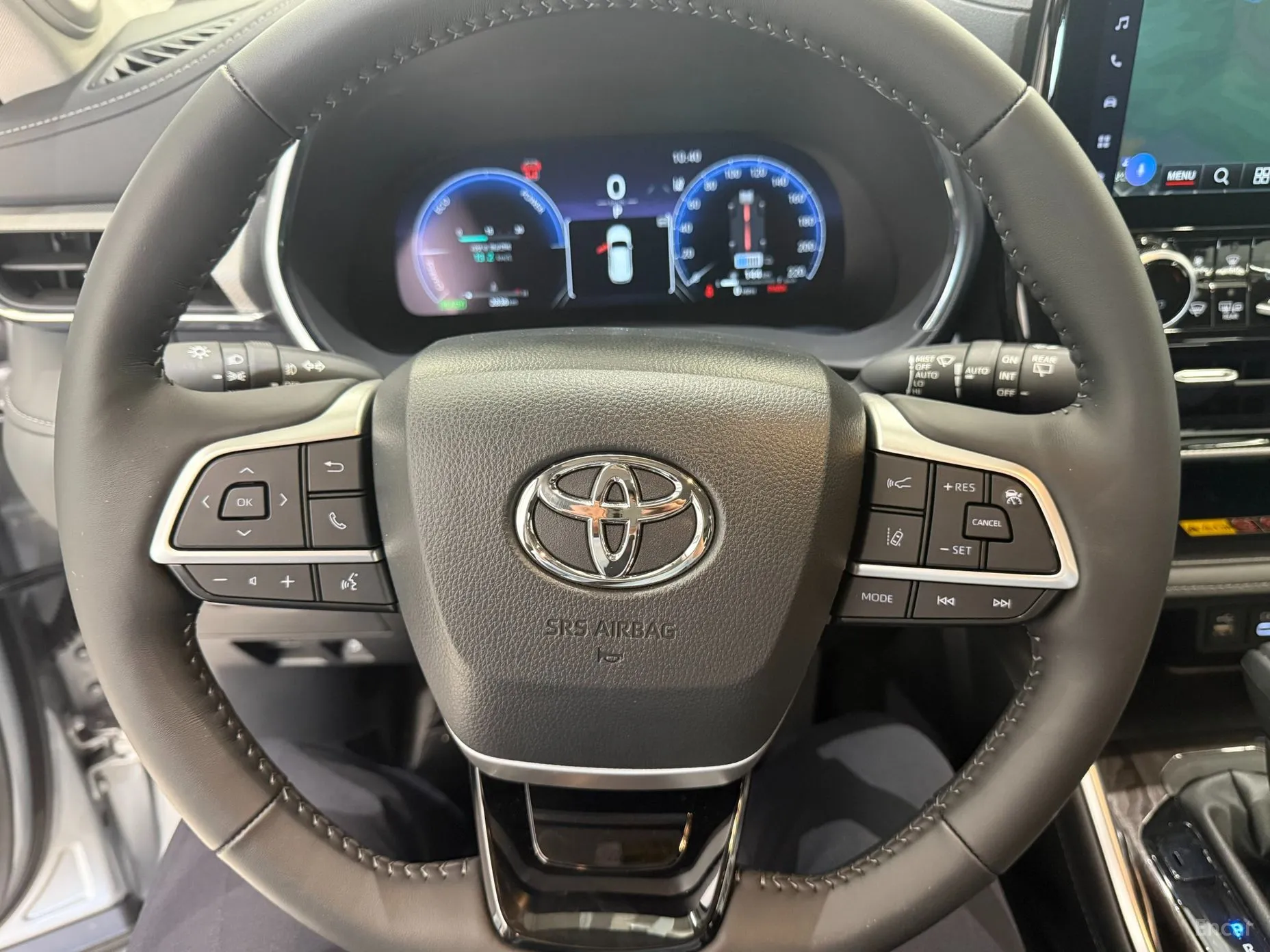 Toyota Highlander 4th generation превью 10
