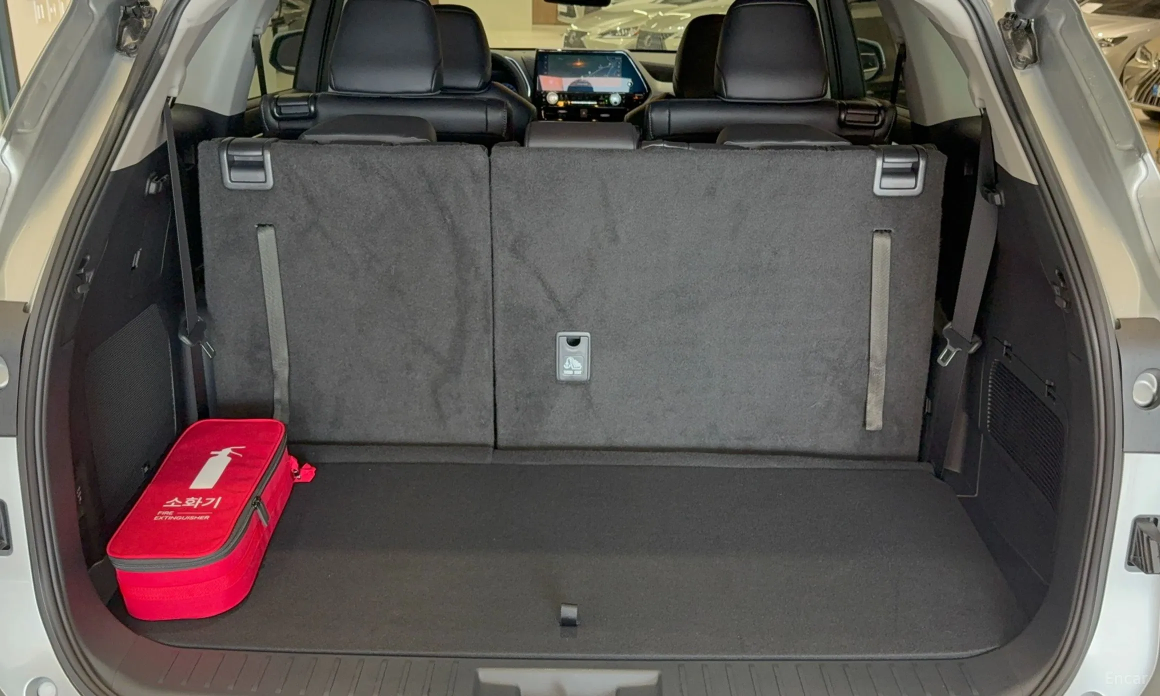 Toyota Highlander 4th generation превью 14