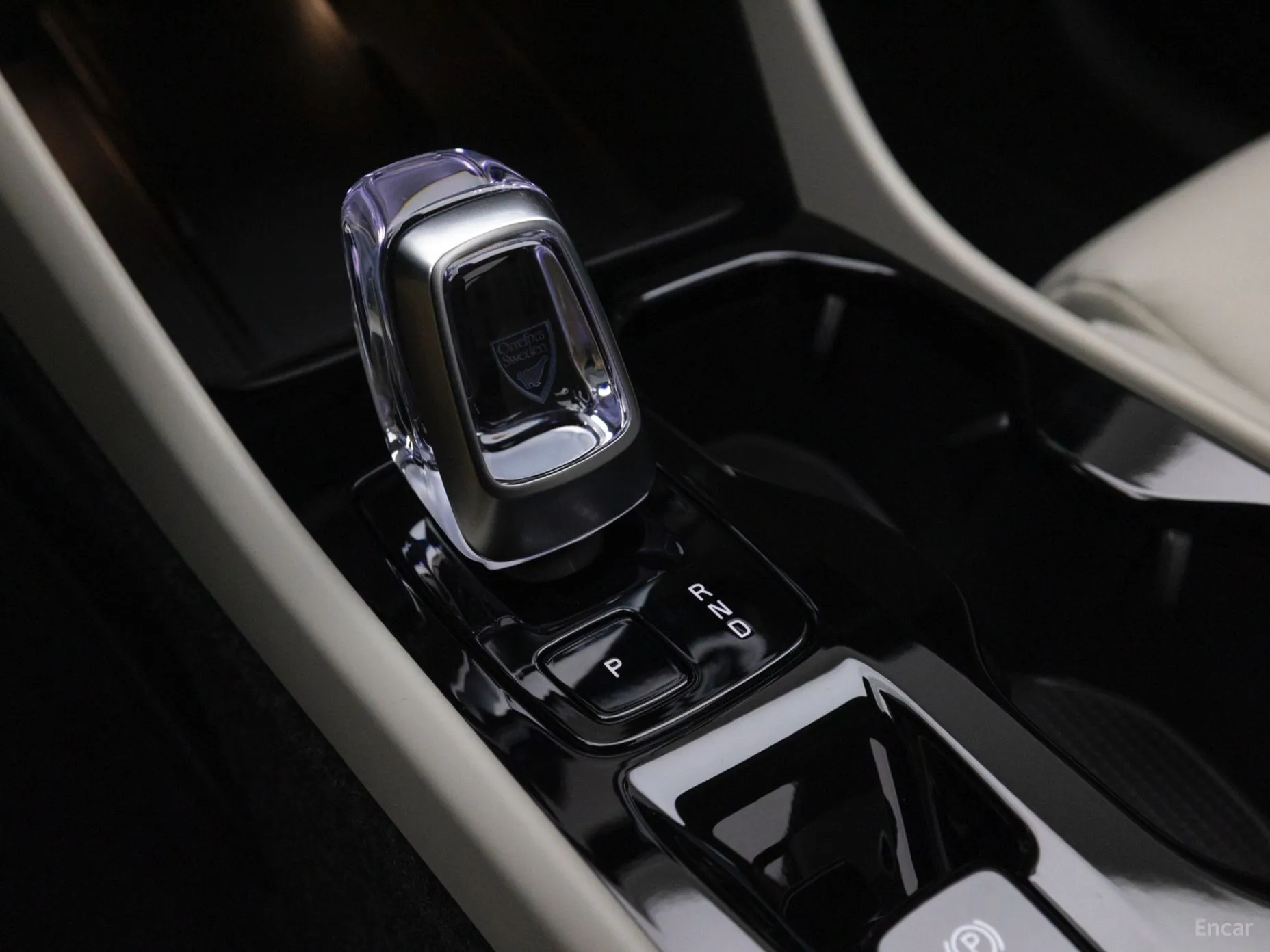 Volvo XC40 превью 9