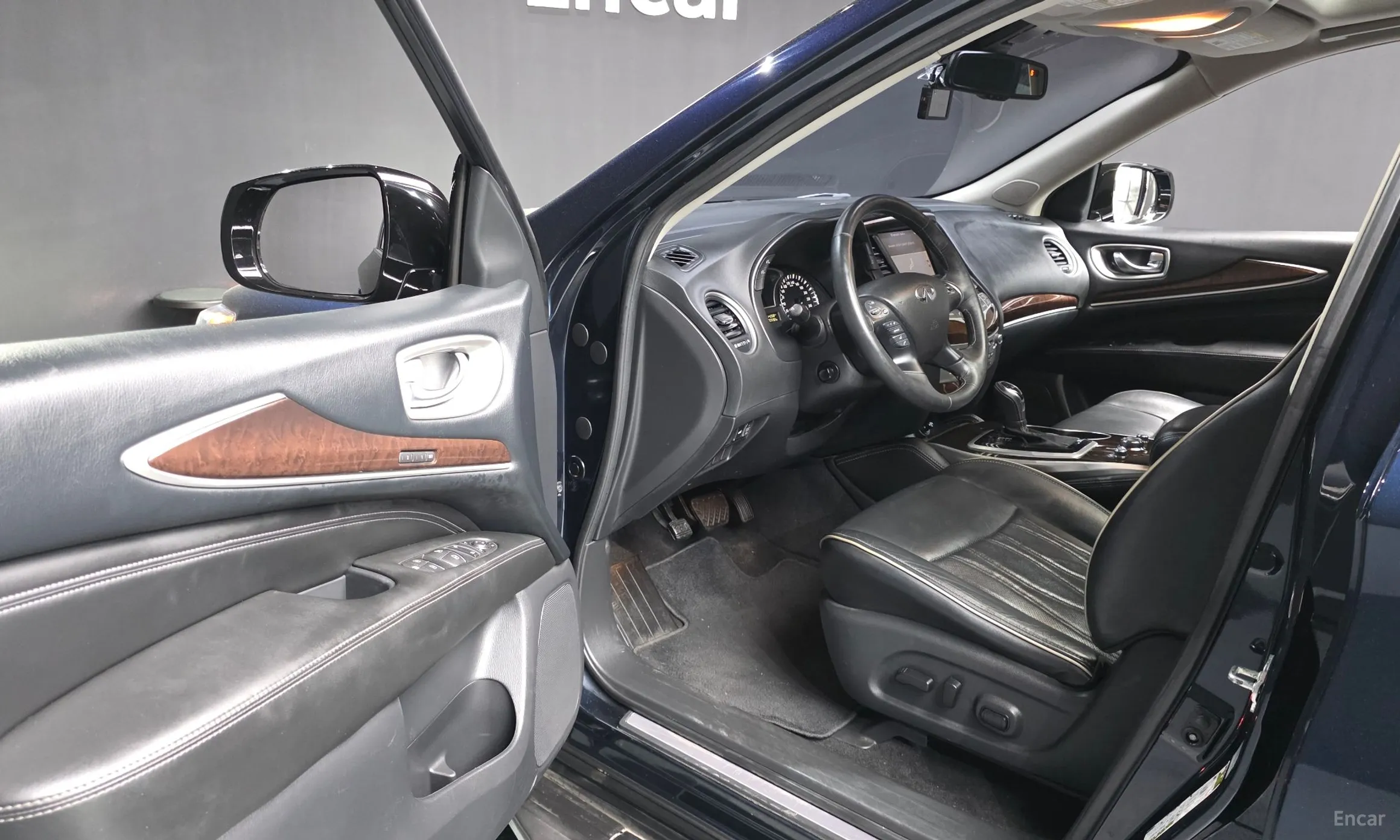 Infiniti QX60 превью 10