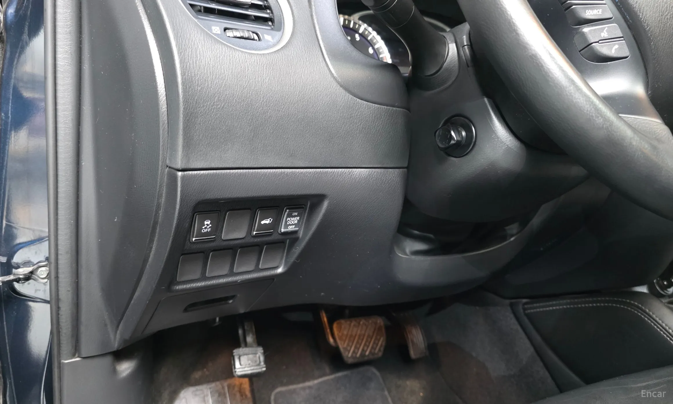 Infiniti QX60 превью 14