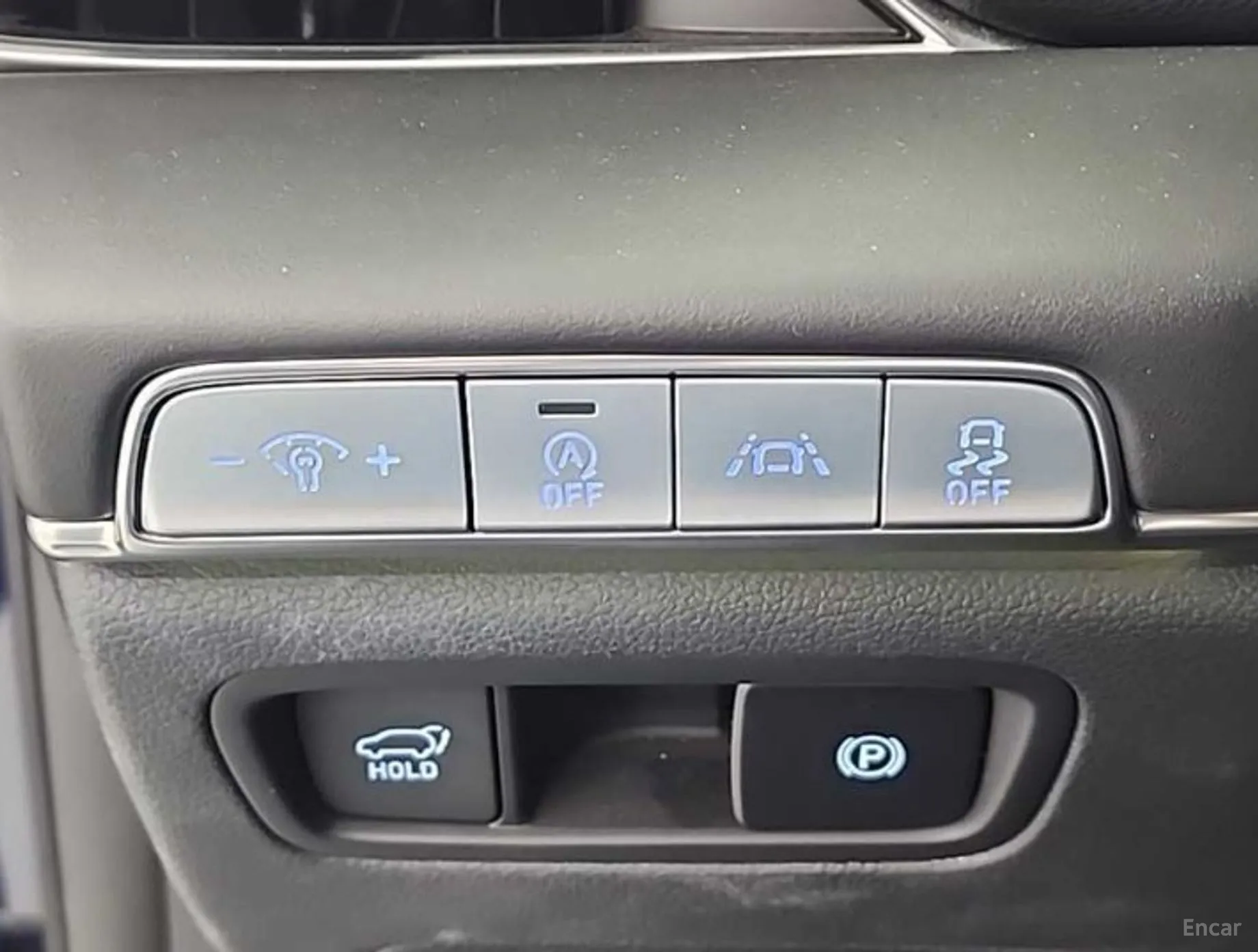 Genesis GV80 превью 17