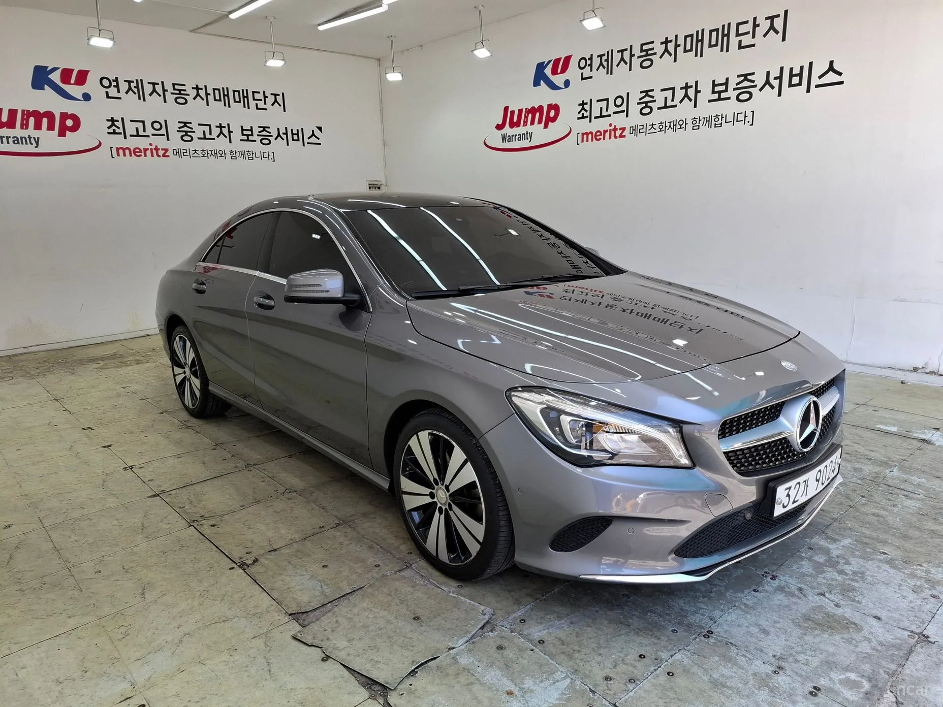 Mercedes Benz CLA-Class C117 превью 3