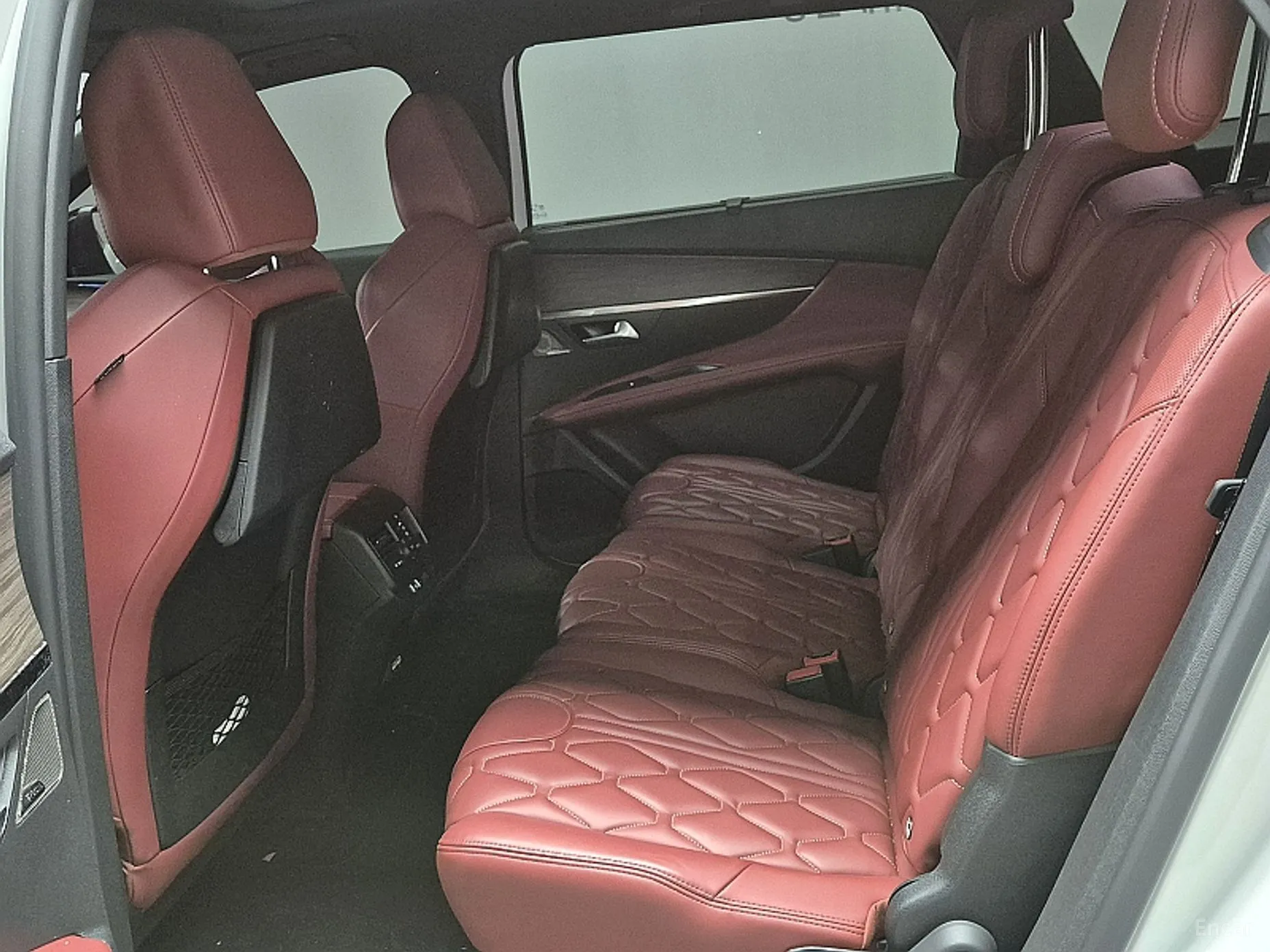 Peugeot 5008 2nd generation превью 11