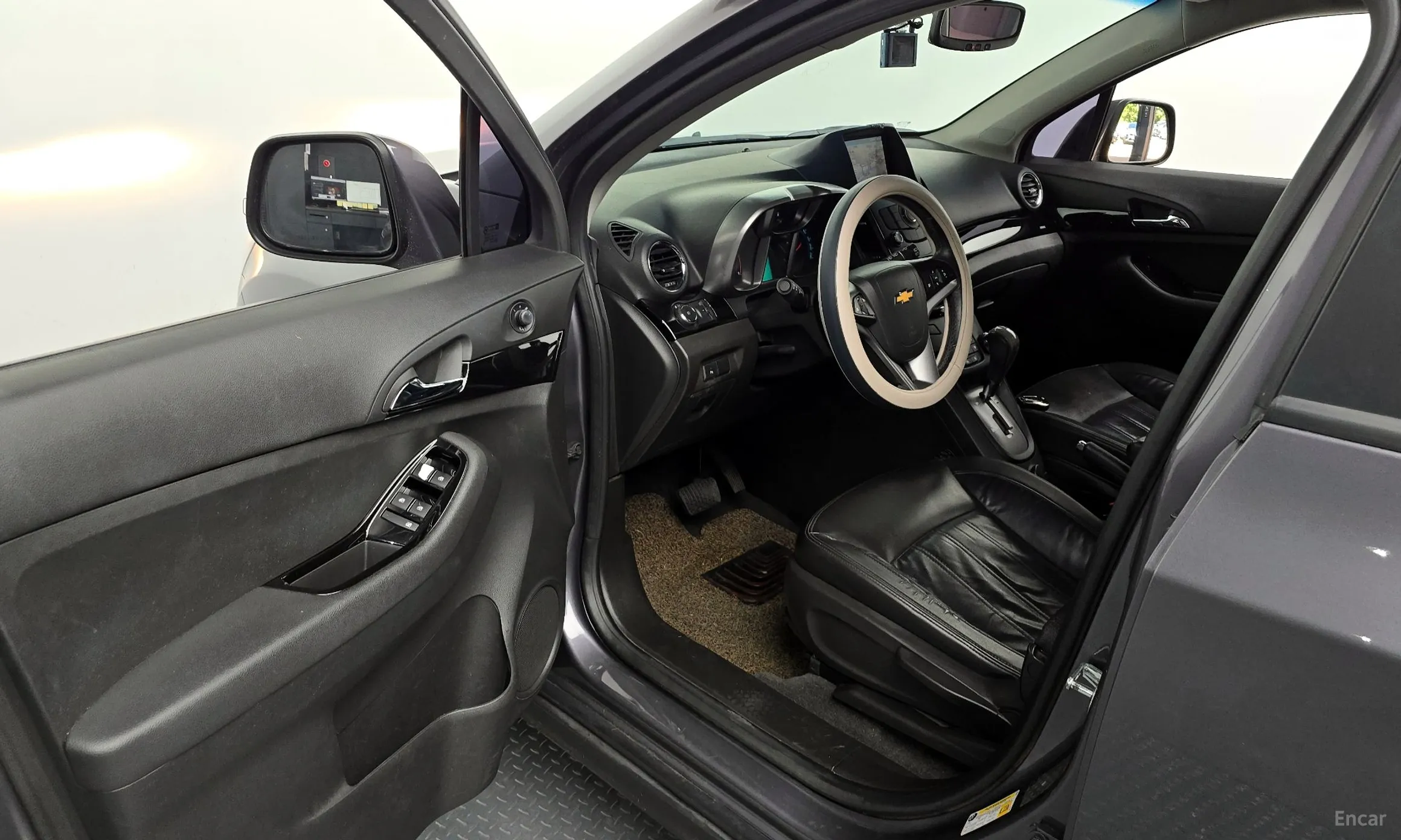 Chevrolet (GM Daewoo) Orlando превью 10