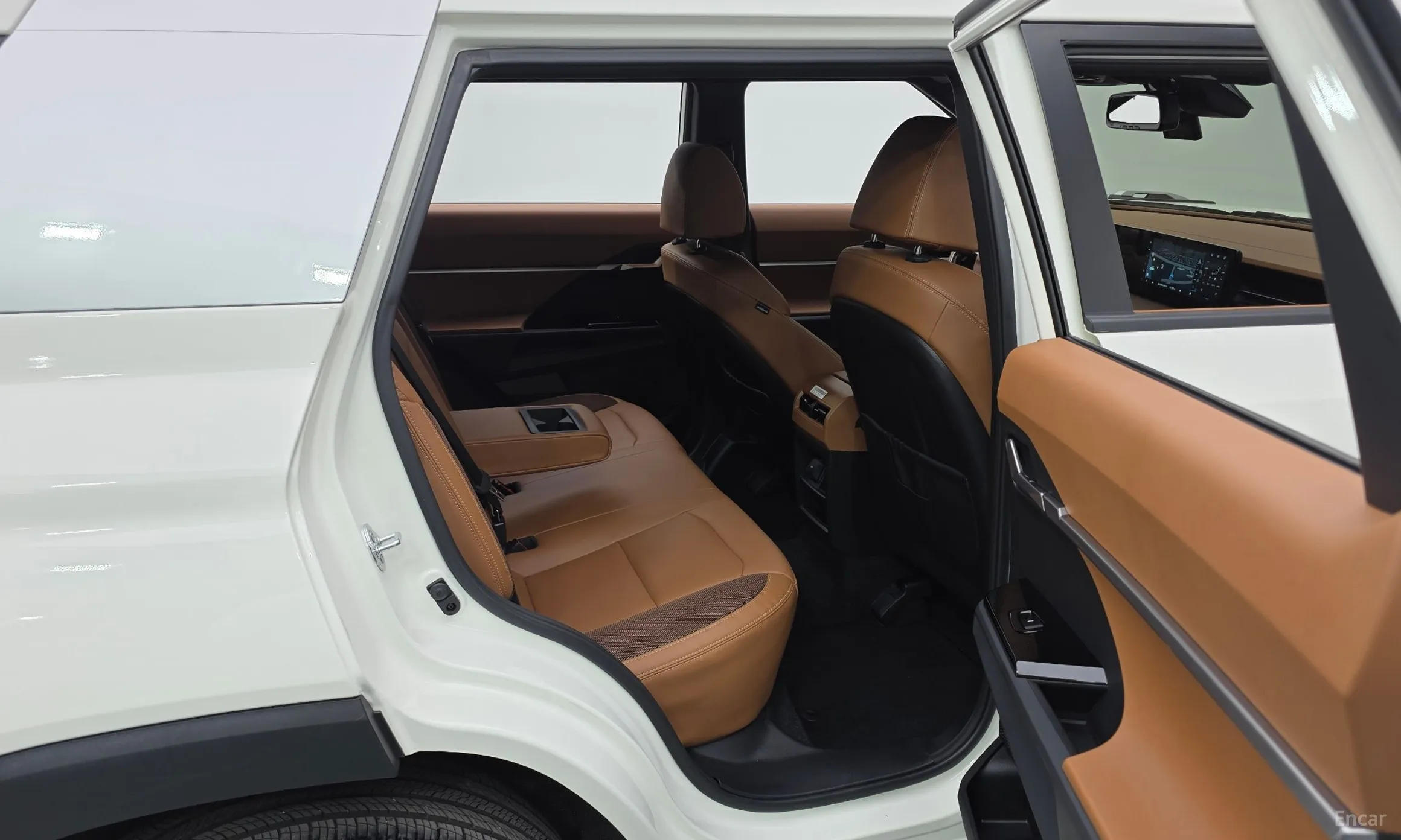 KG Mobility (SsangYong) Torres превью 11