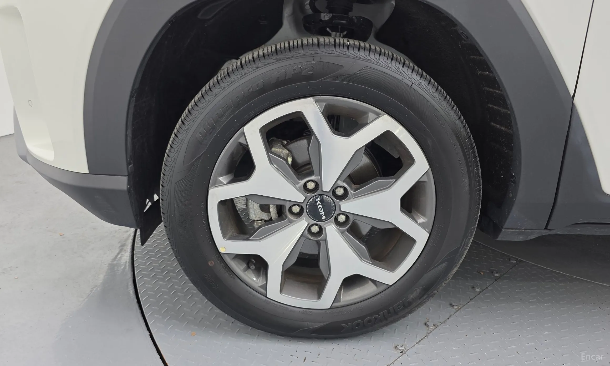 KG Mobility (SsangYong) Torres превью 5