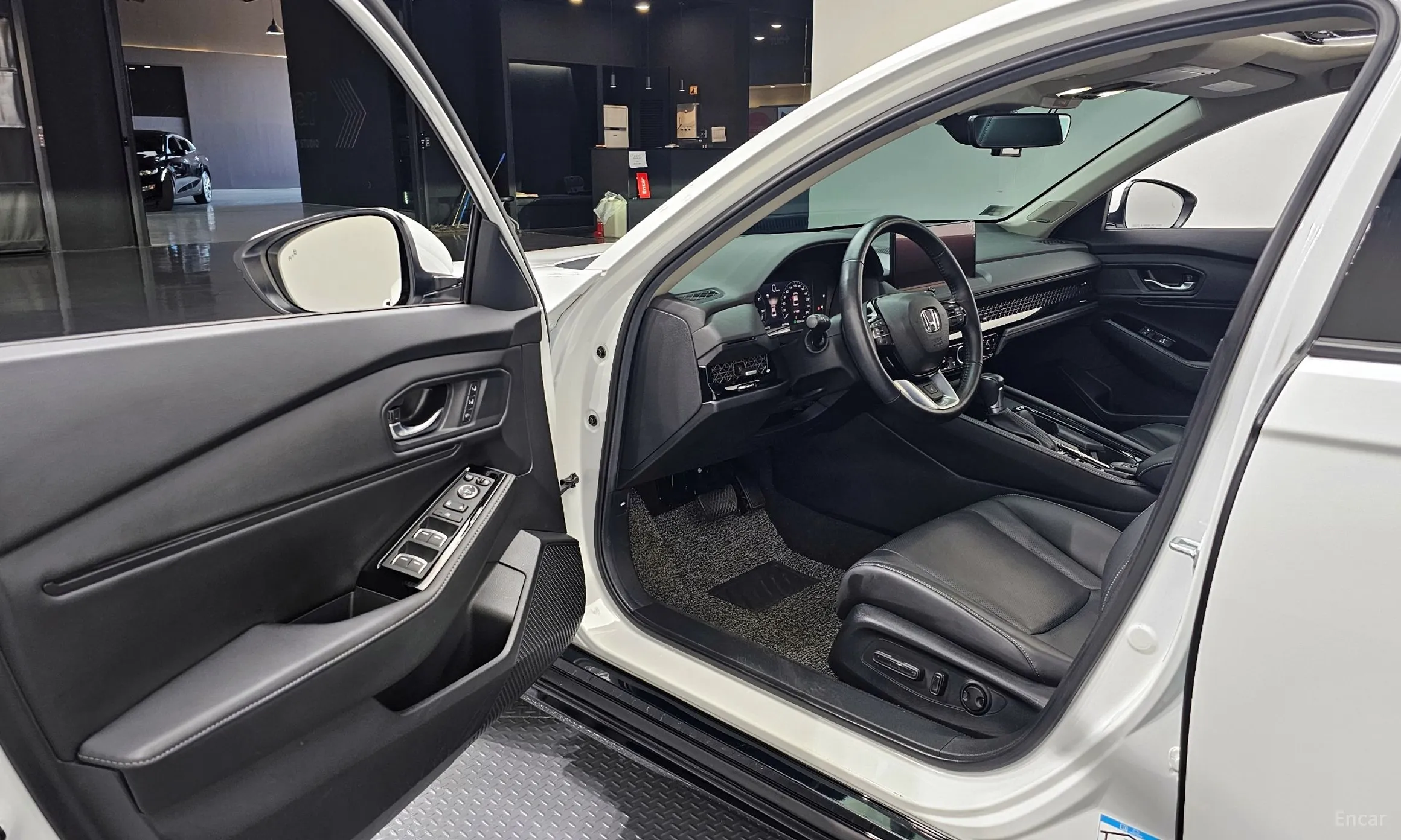 Honda Accord 11th Generation превью 10