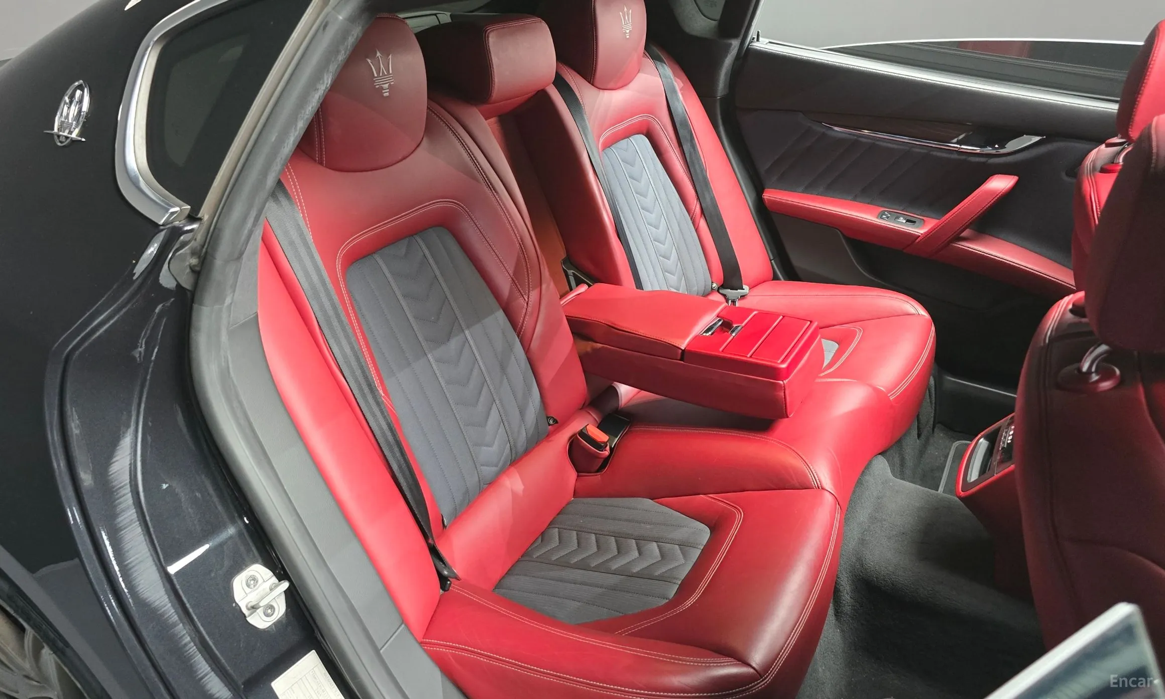Maserati Quattroporte превью 12