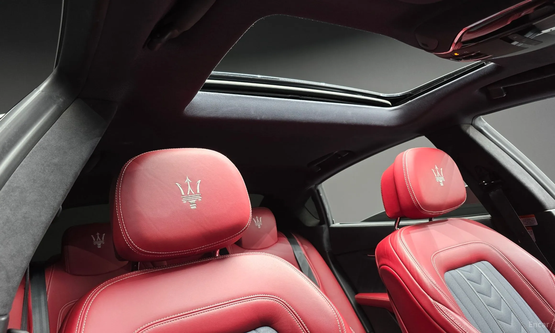 Maserati Quattroporte превью 19