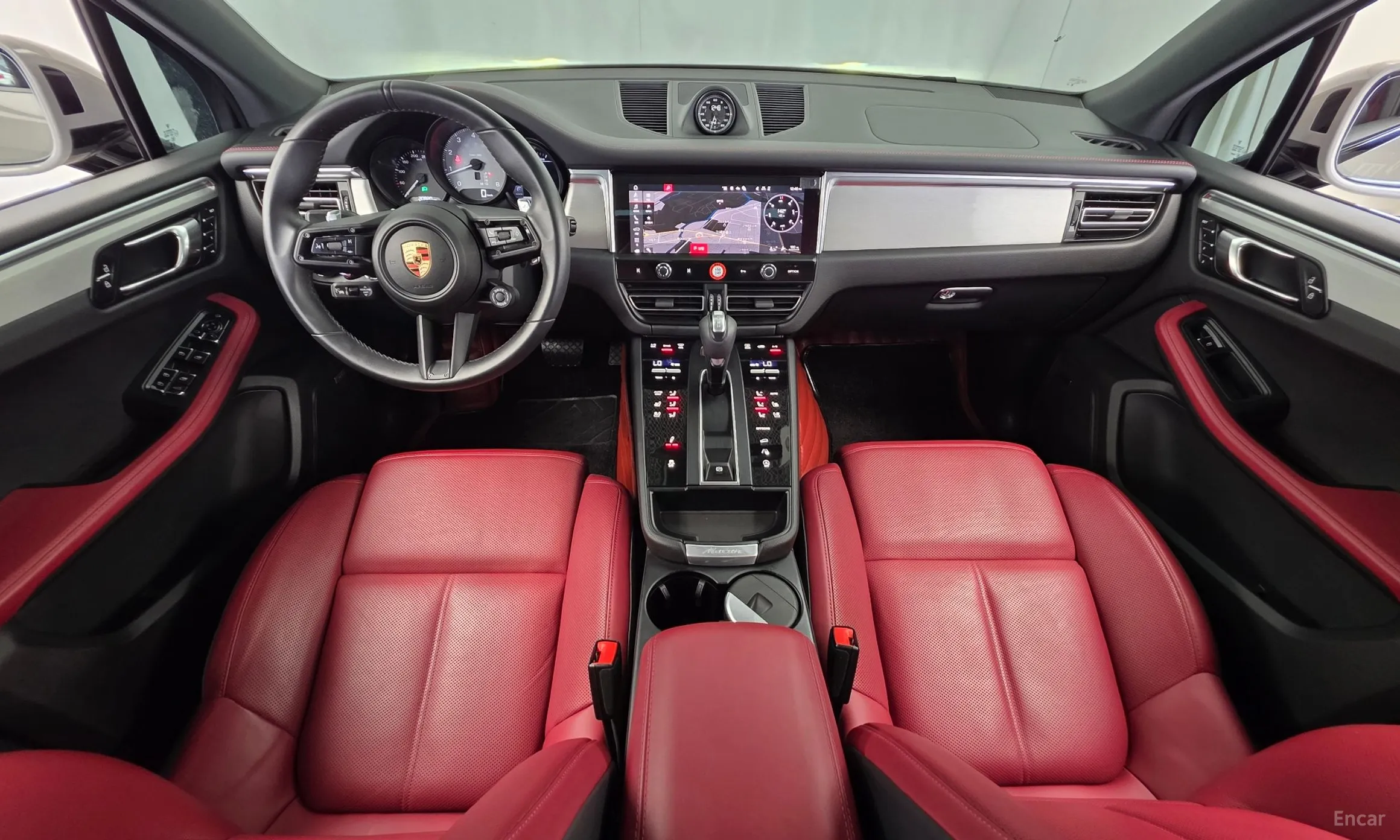 Porsche Macan превью 7