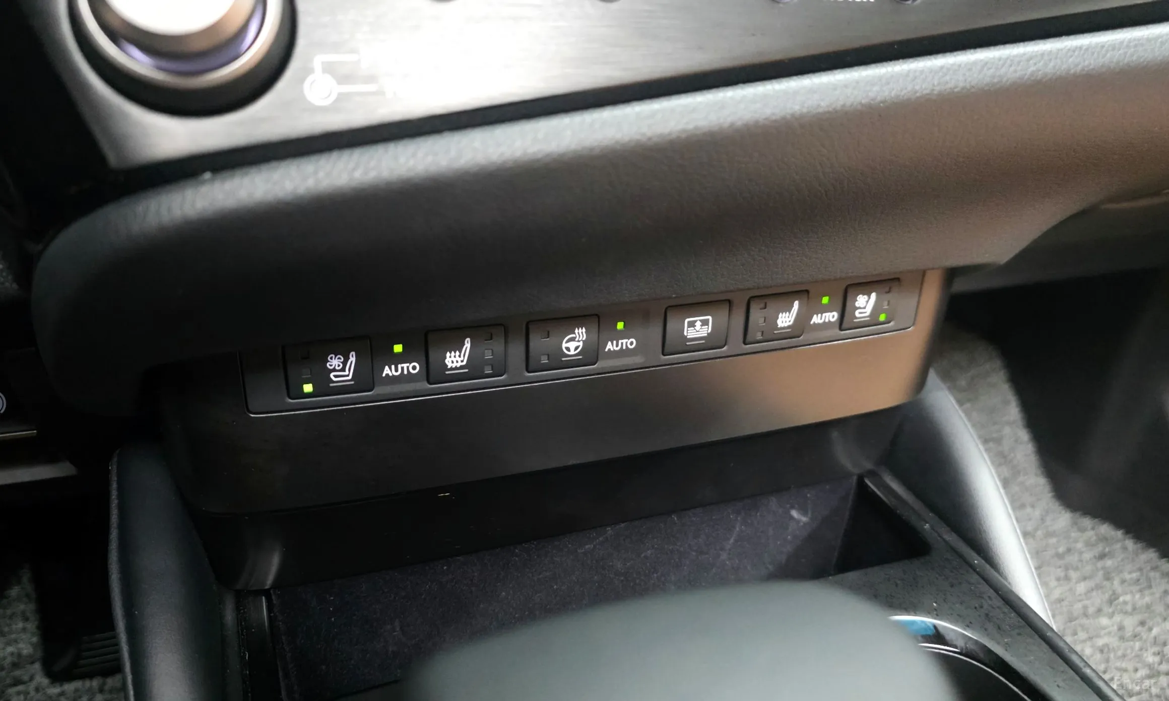Lexus ES300h 7th Generation превью 18