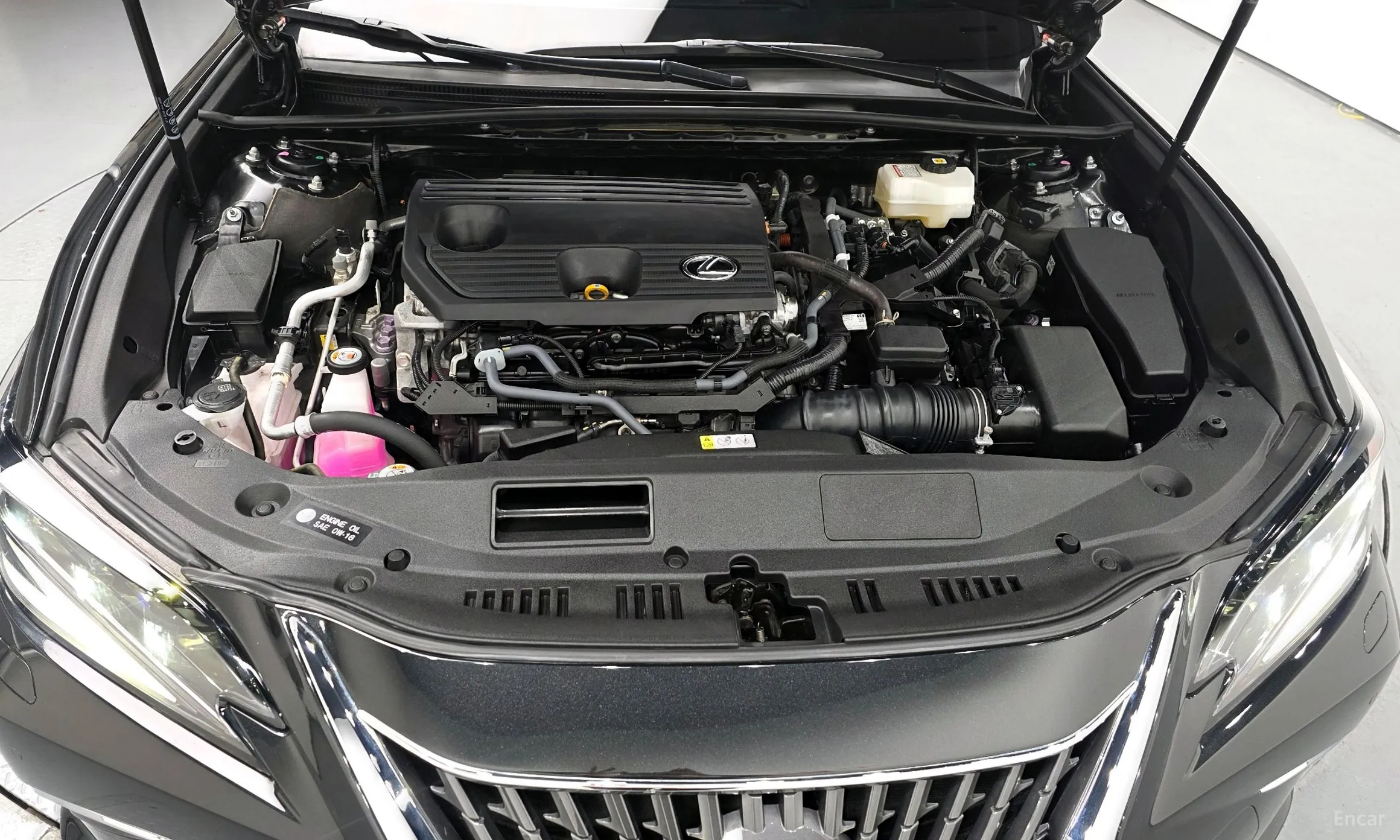 Lexus ES300h 7th Generation превью 6