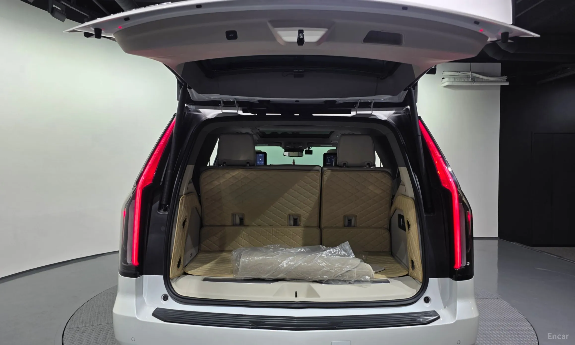 Cadillac Escalade 5th Generation превью 20