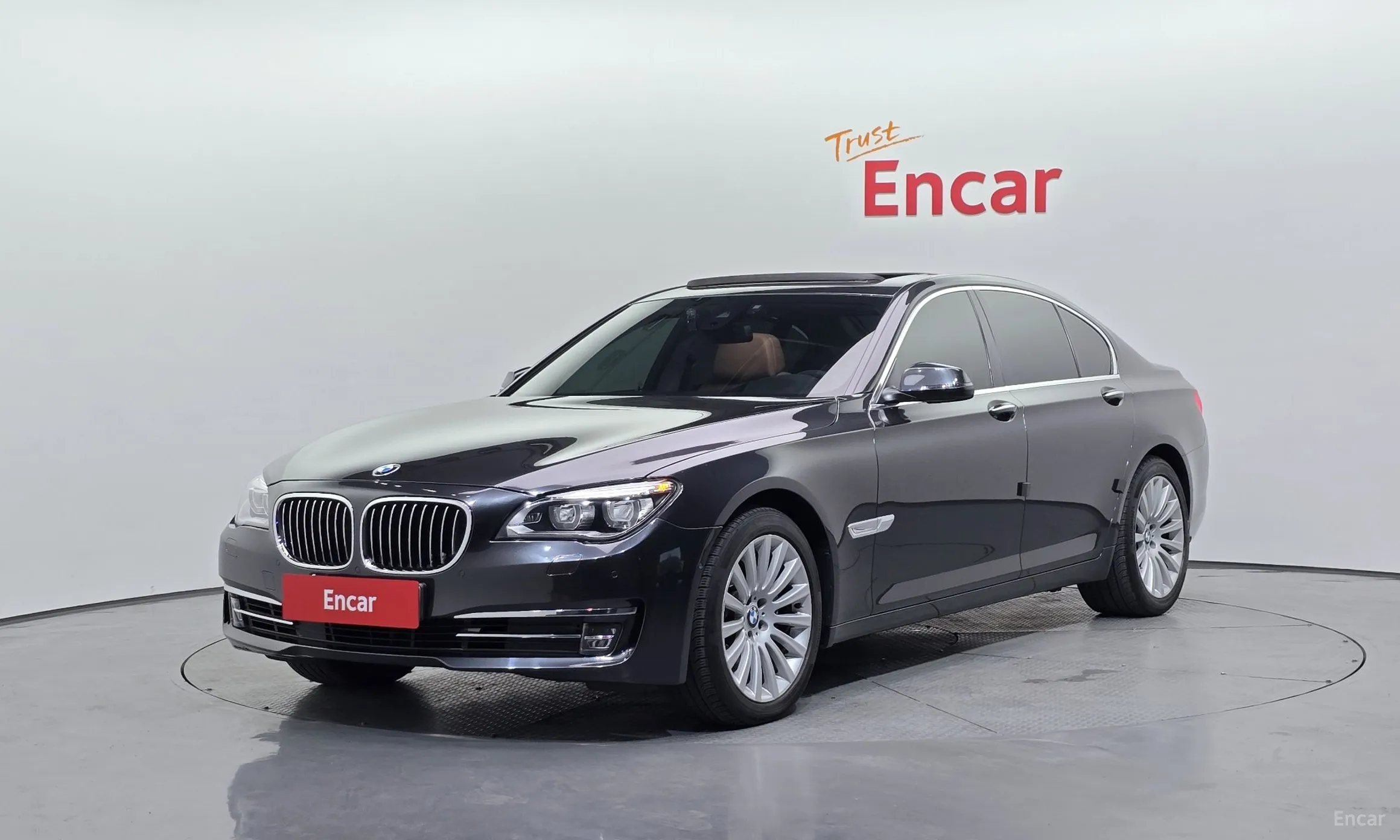 BMW 7 Series (F01)