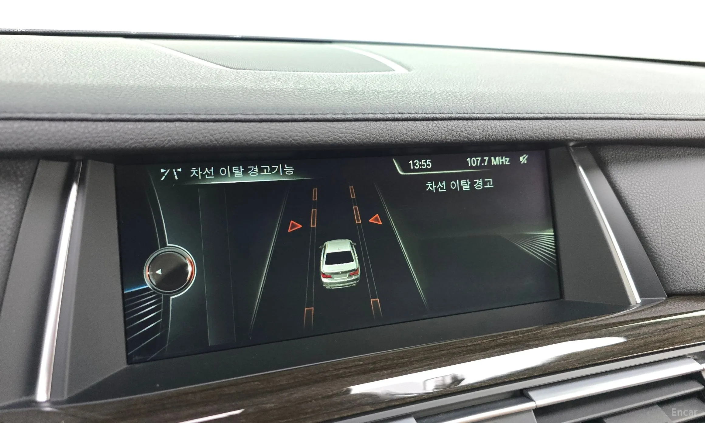 BMW 7 Series (F01) превью 15