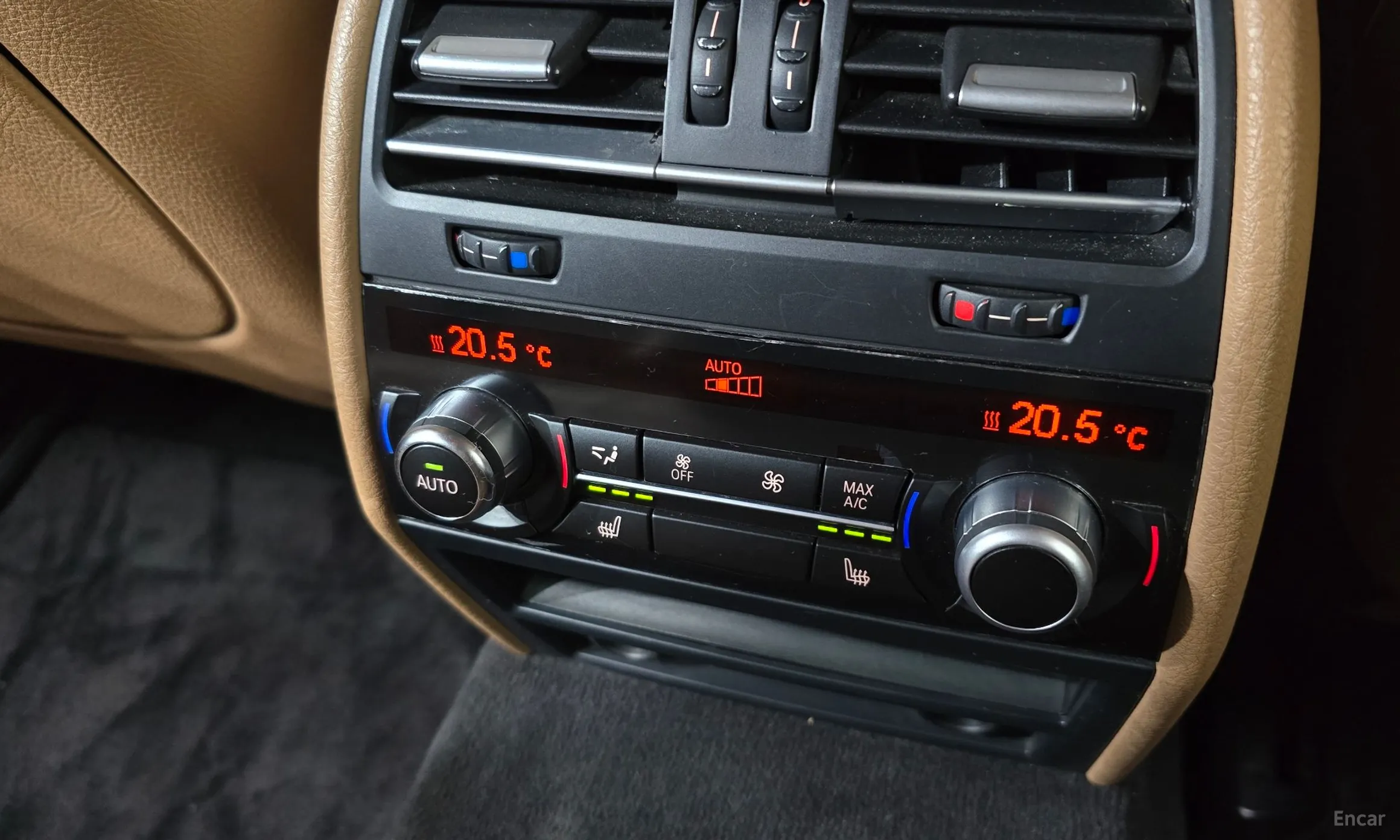 BMW 7 Series (F01) превью 16