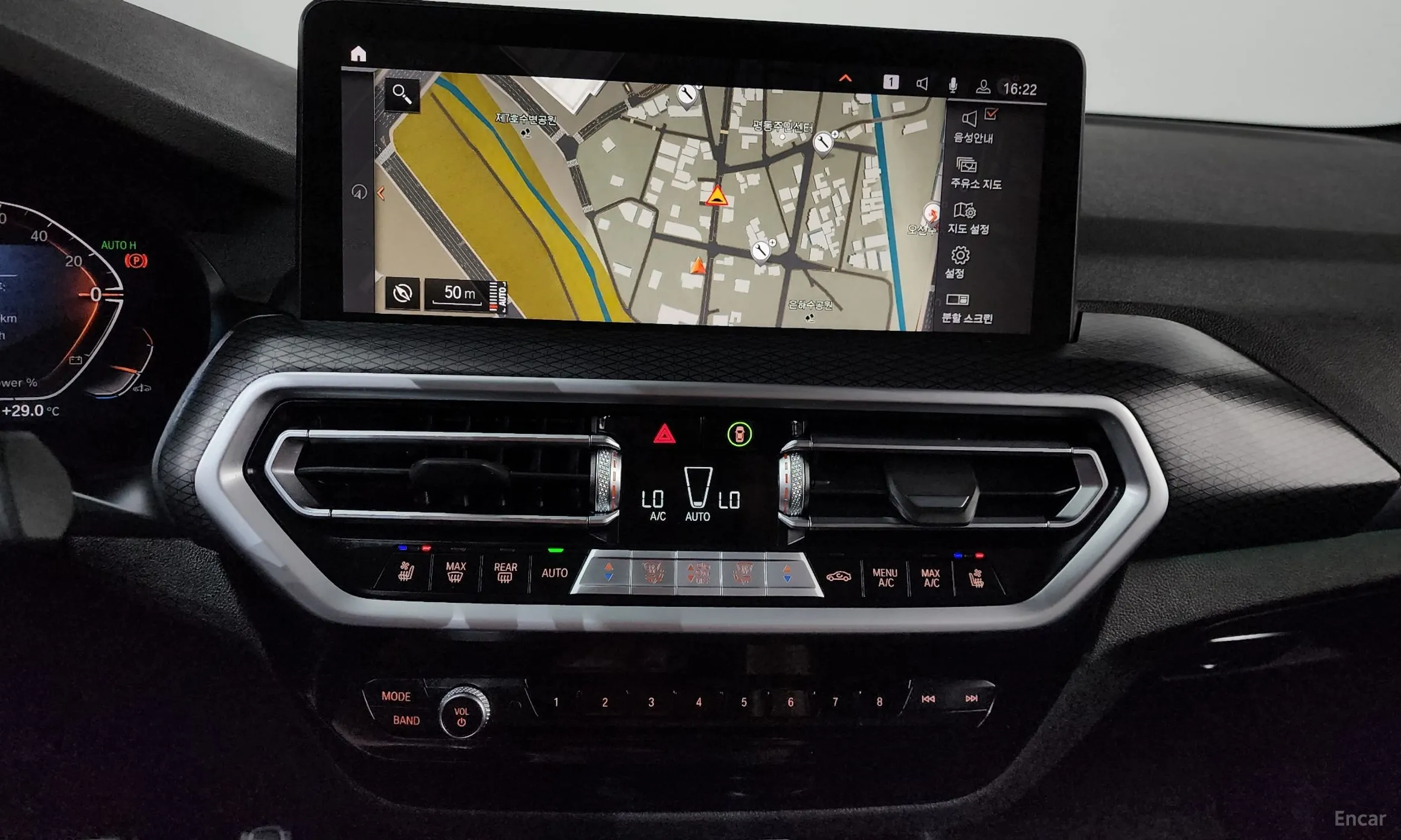BMW X3 (G01) превью 12