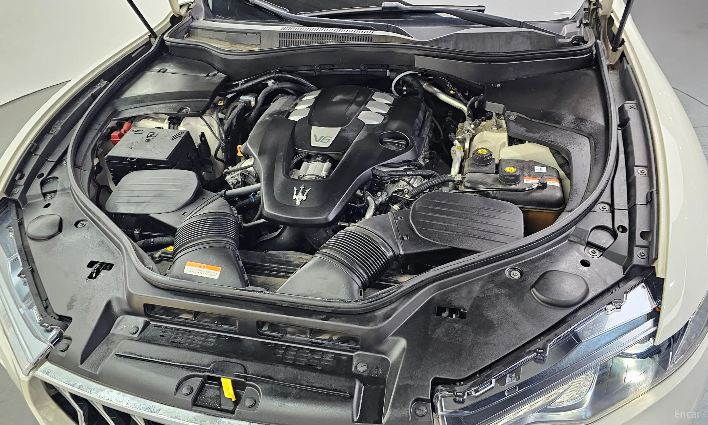 Maserati Levante превью 6