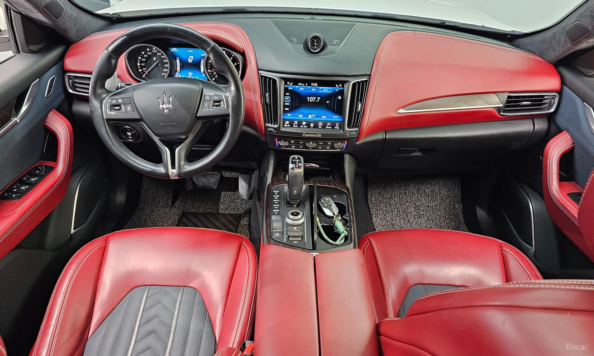 Maserati Levante превью 7