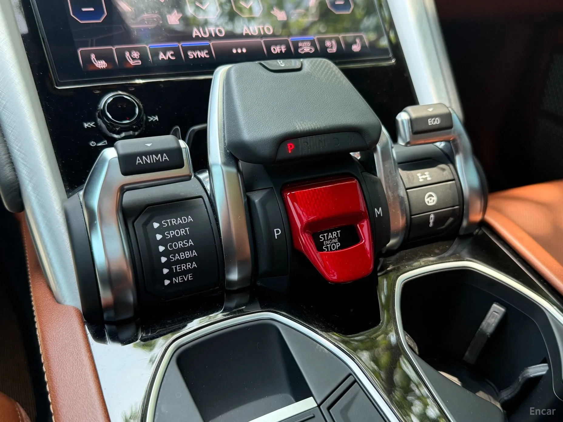 Lamborghini Urus превью 16