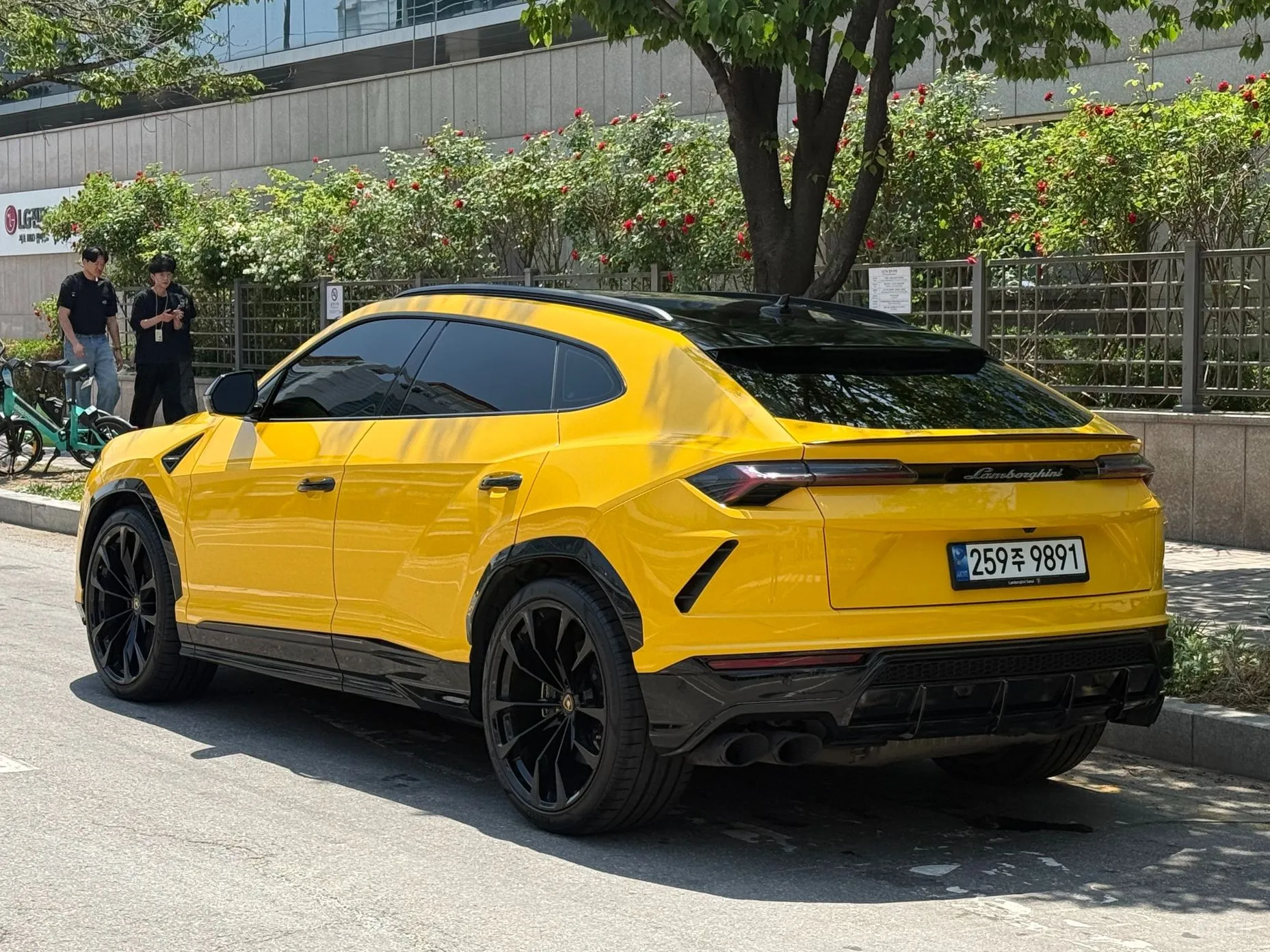 Lamborghini Urus превью 7