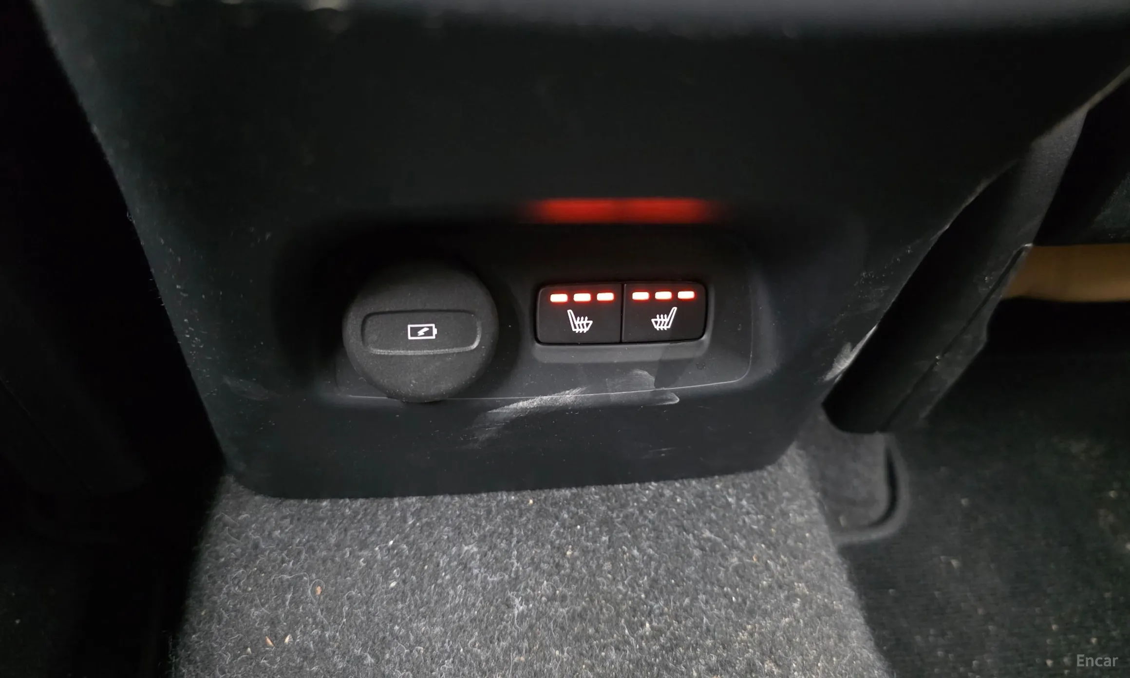 Volvo XC40 превью 19