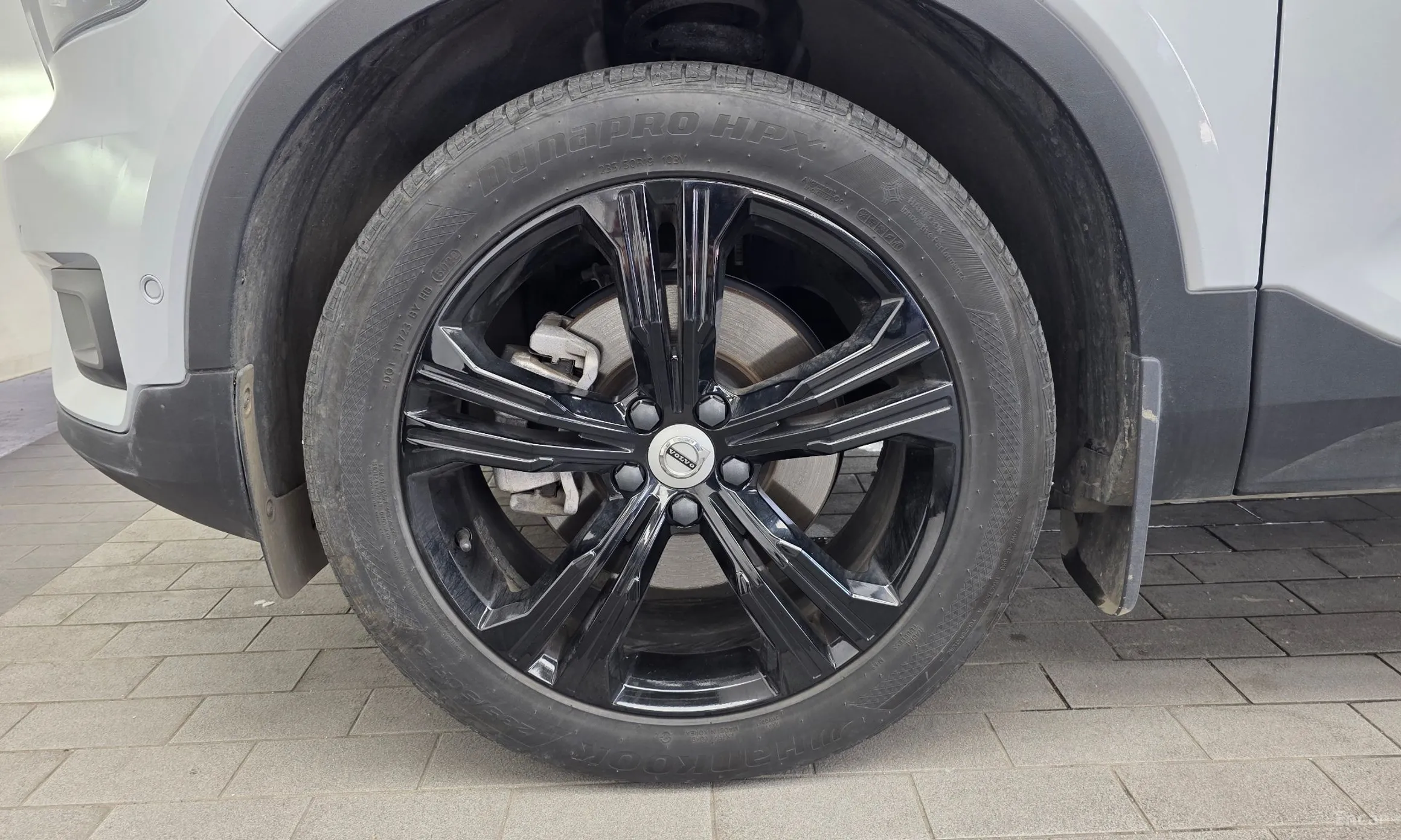Volvo XC40 превью 5