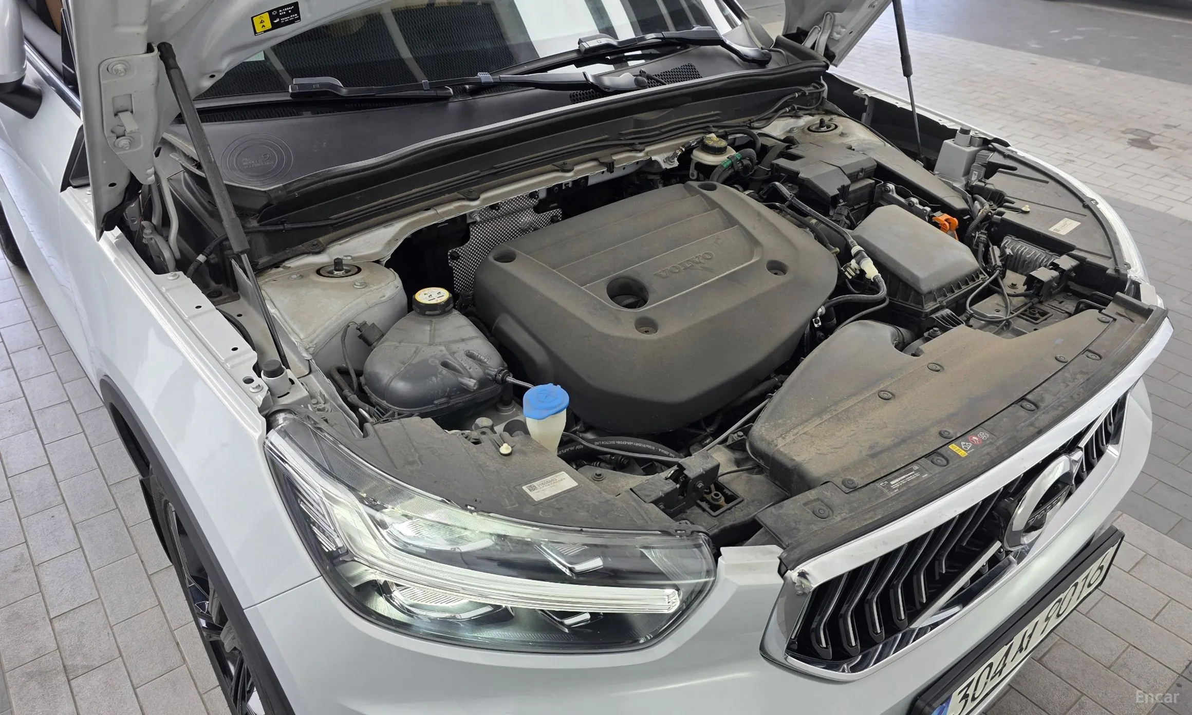 Volvo XC40 превью 6