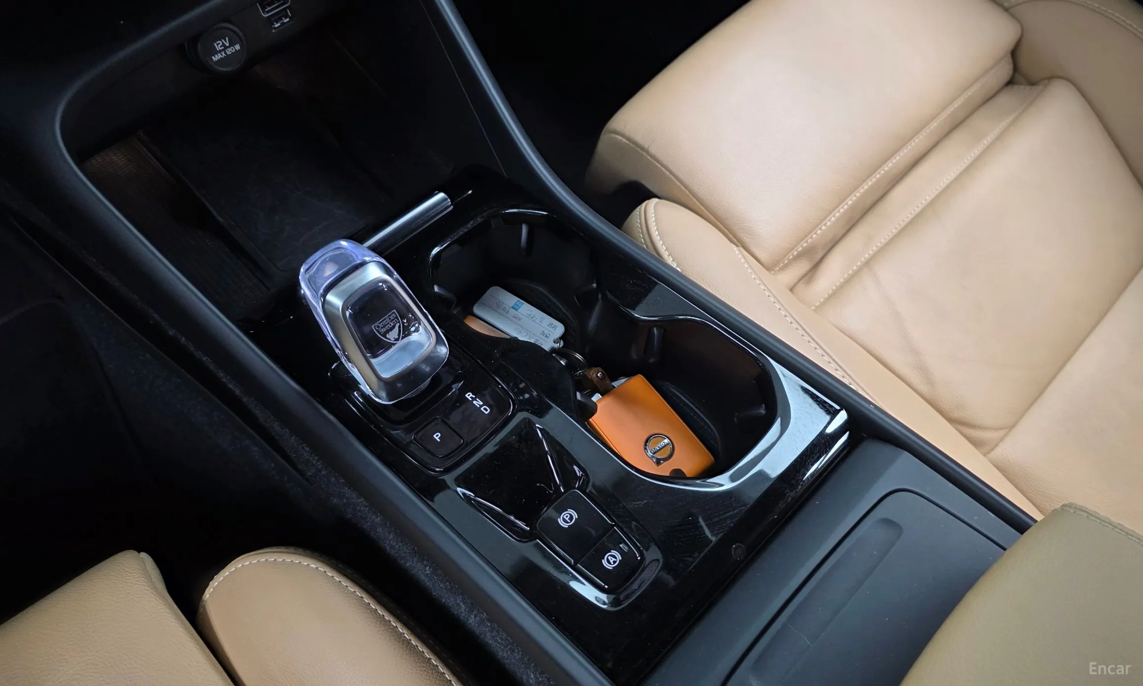 Volvo XC40 превью 9