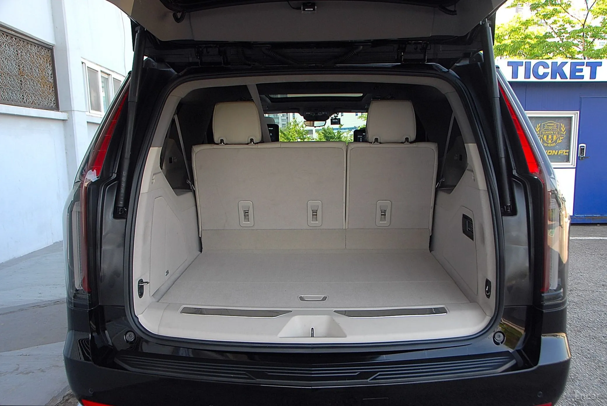 Cadillac Escalade 5th Generation превью 18