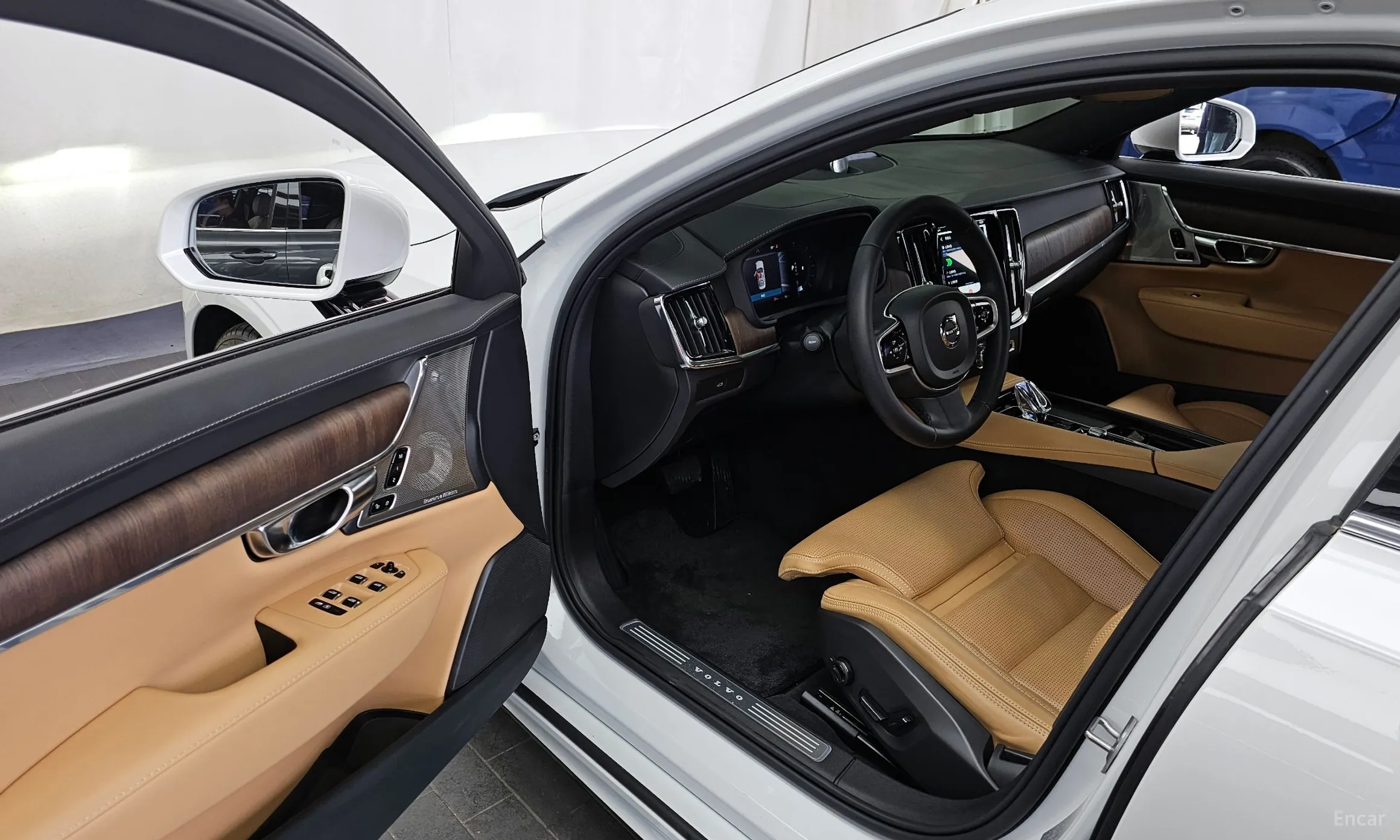 Volvo S90 превью 10