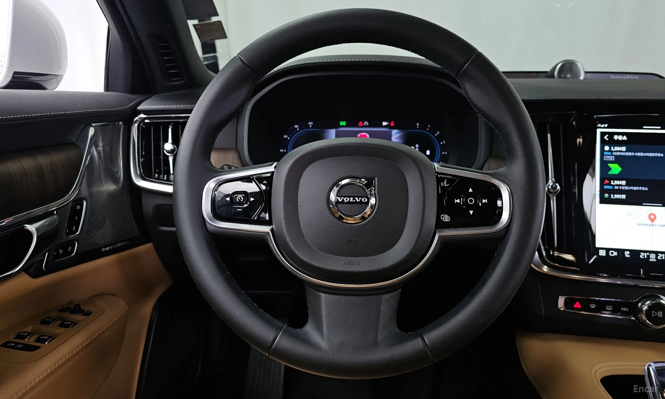 Volvo S90 превью 13