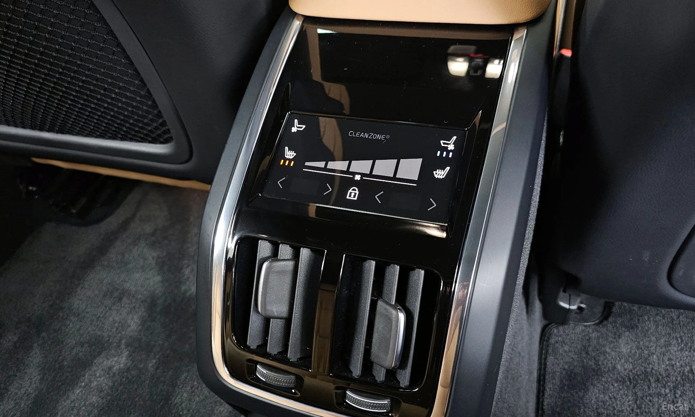 Volvo S90 превью 19